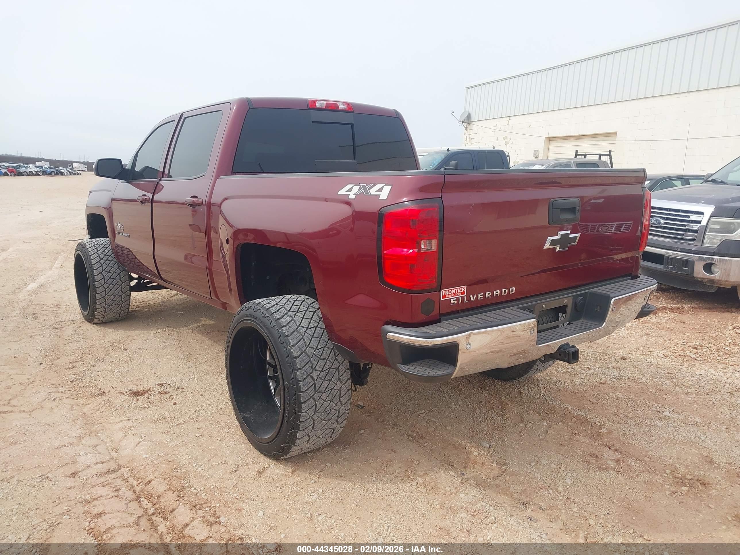 CHEVROLET SILVERADO image 3