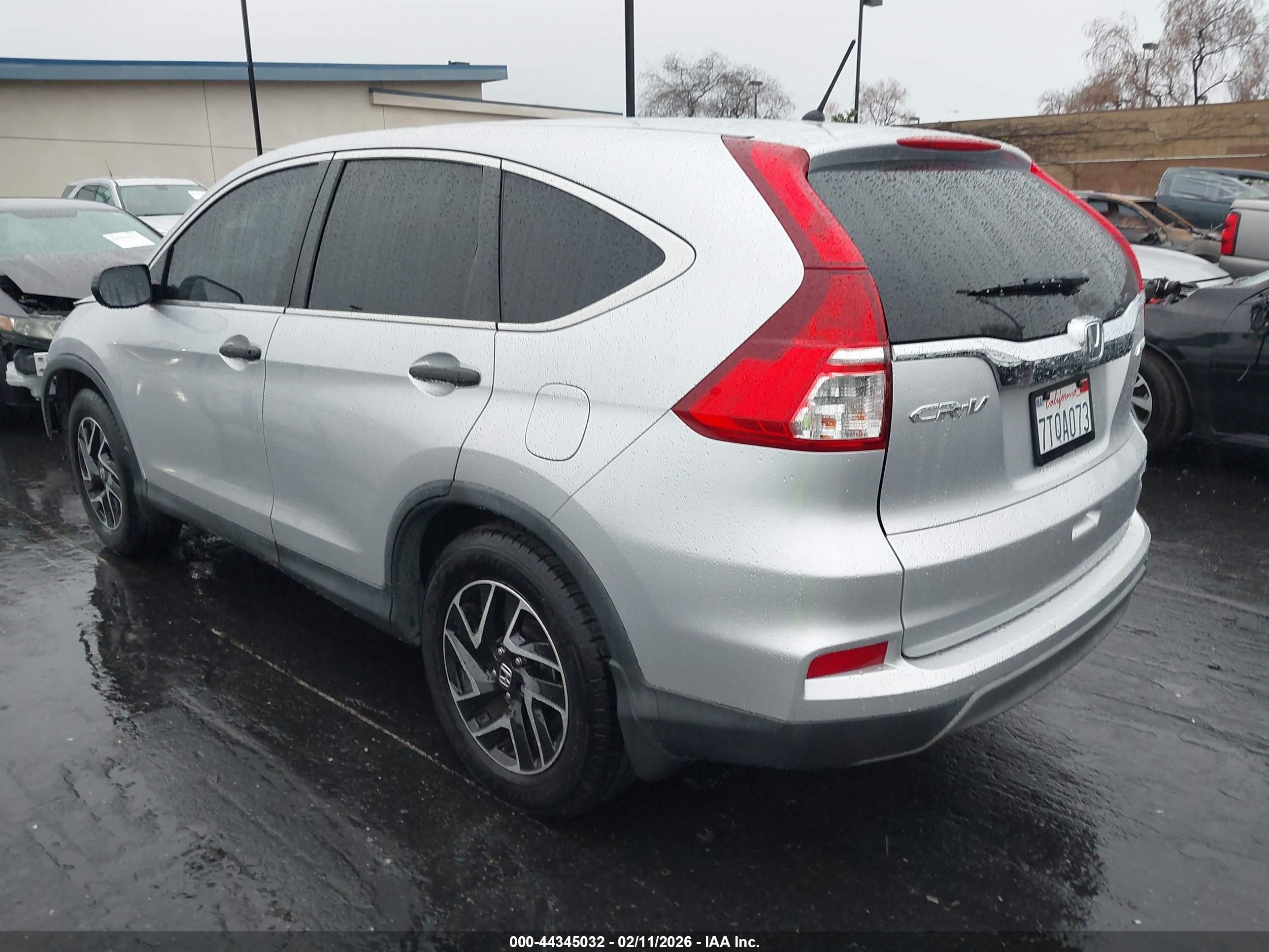 HONDA CR-V image 3