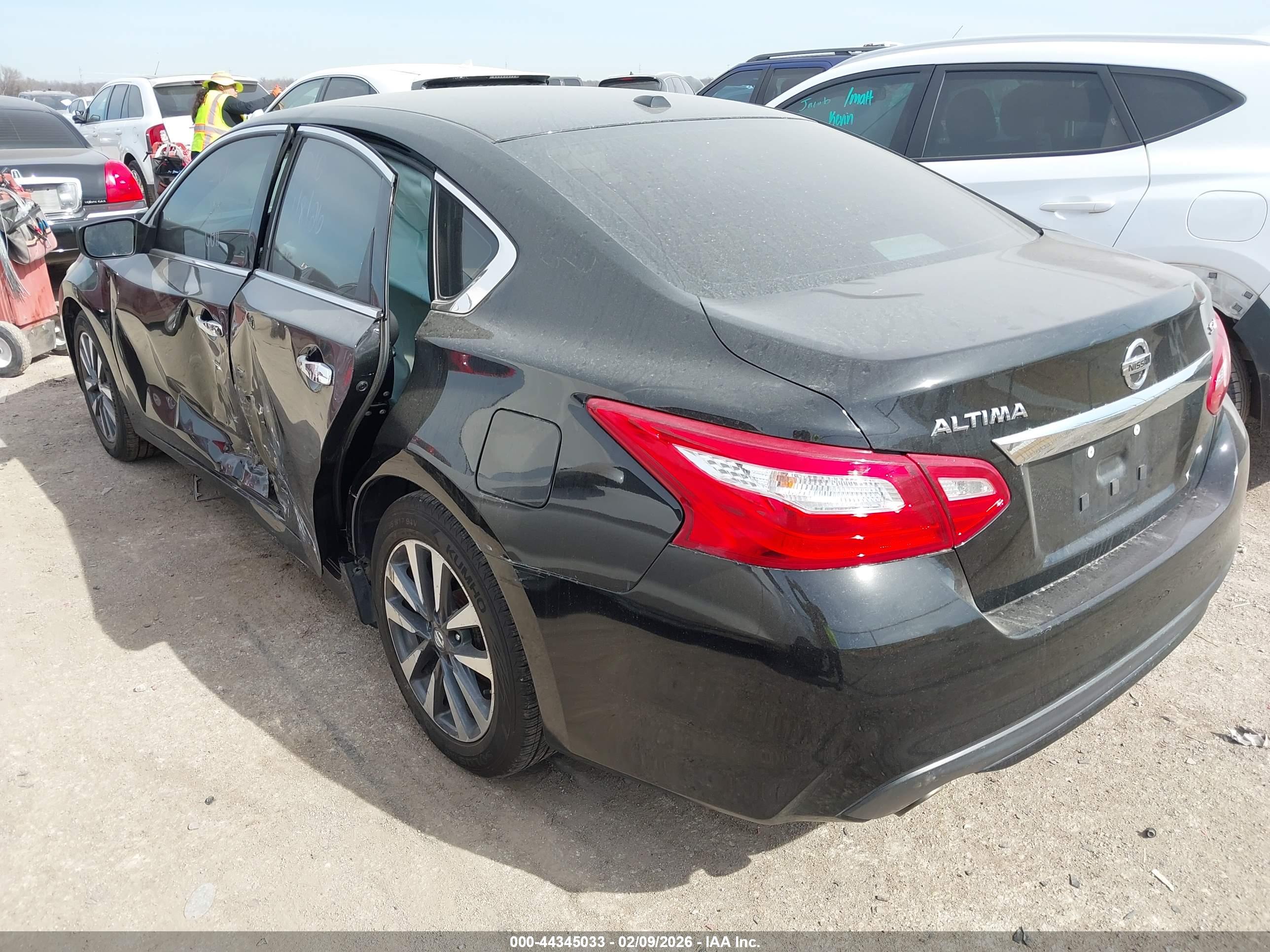 NISSAN ALTIMA image 3