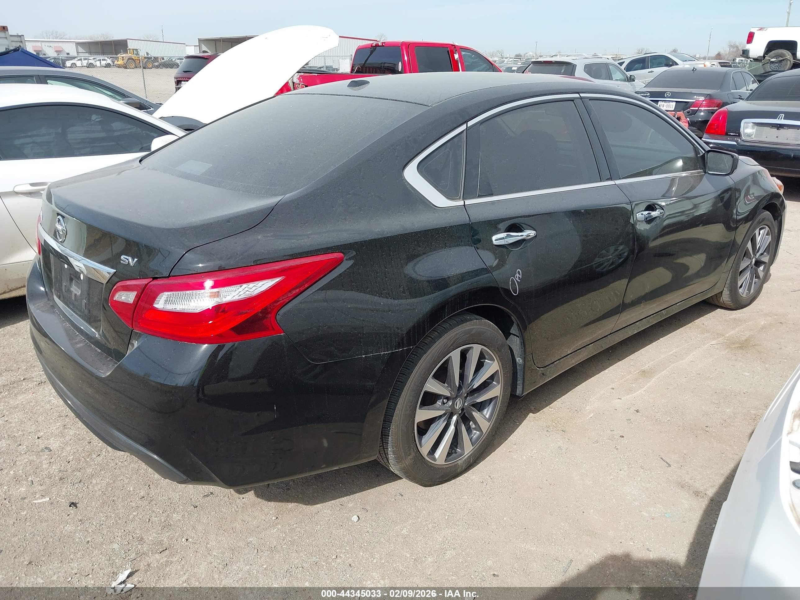 NISSAN ALTIMA image 4