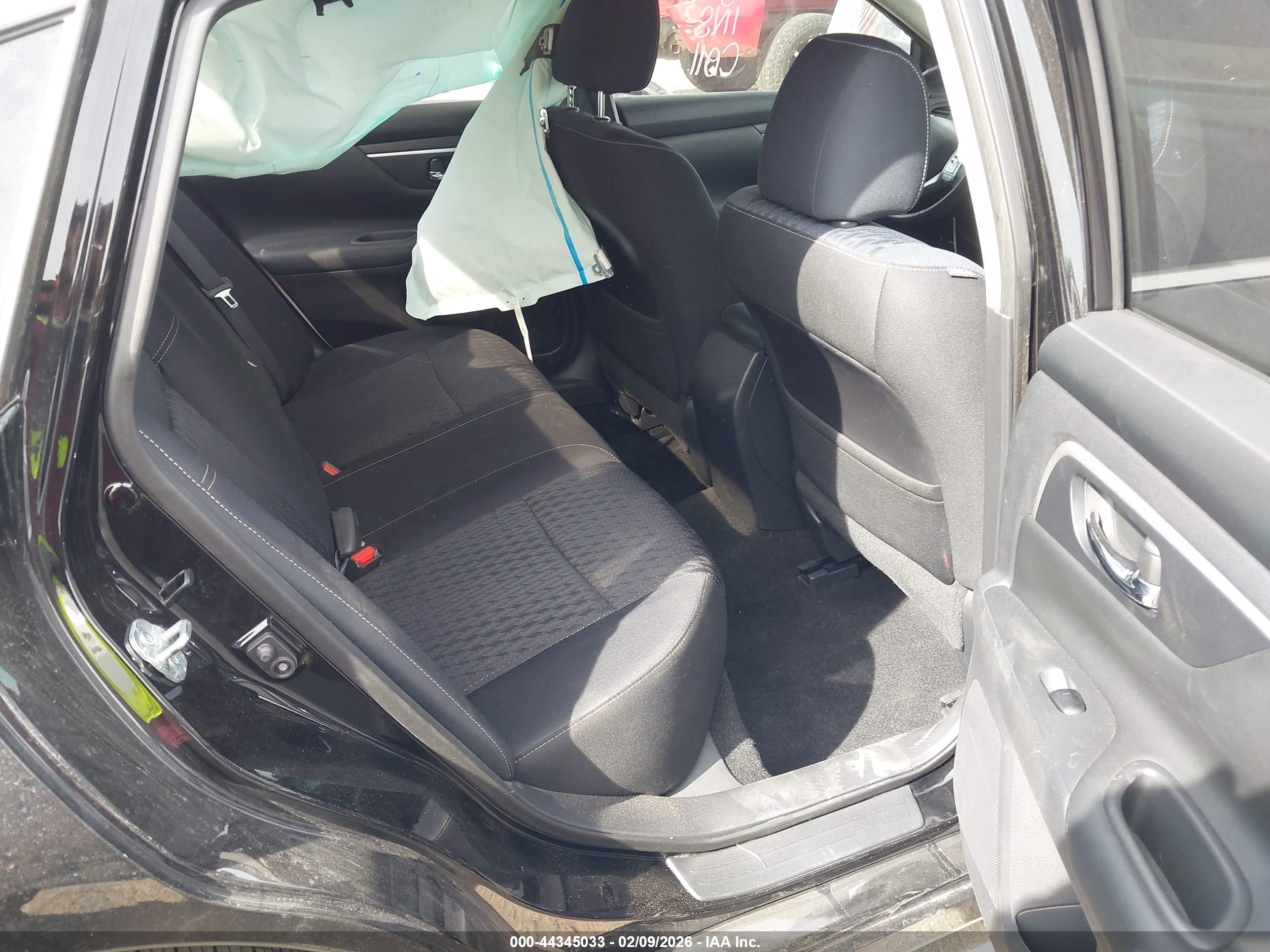 NISSAN ALTIMA image 8