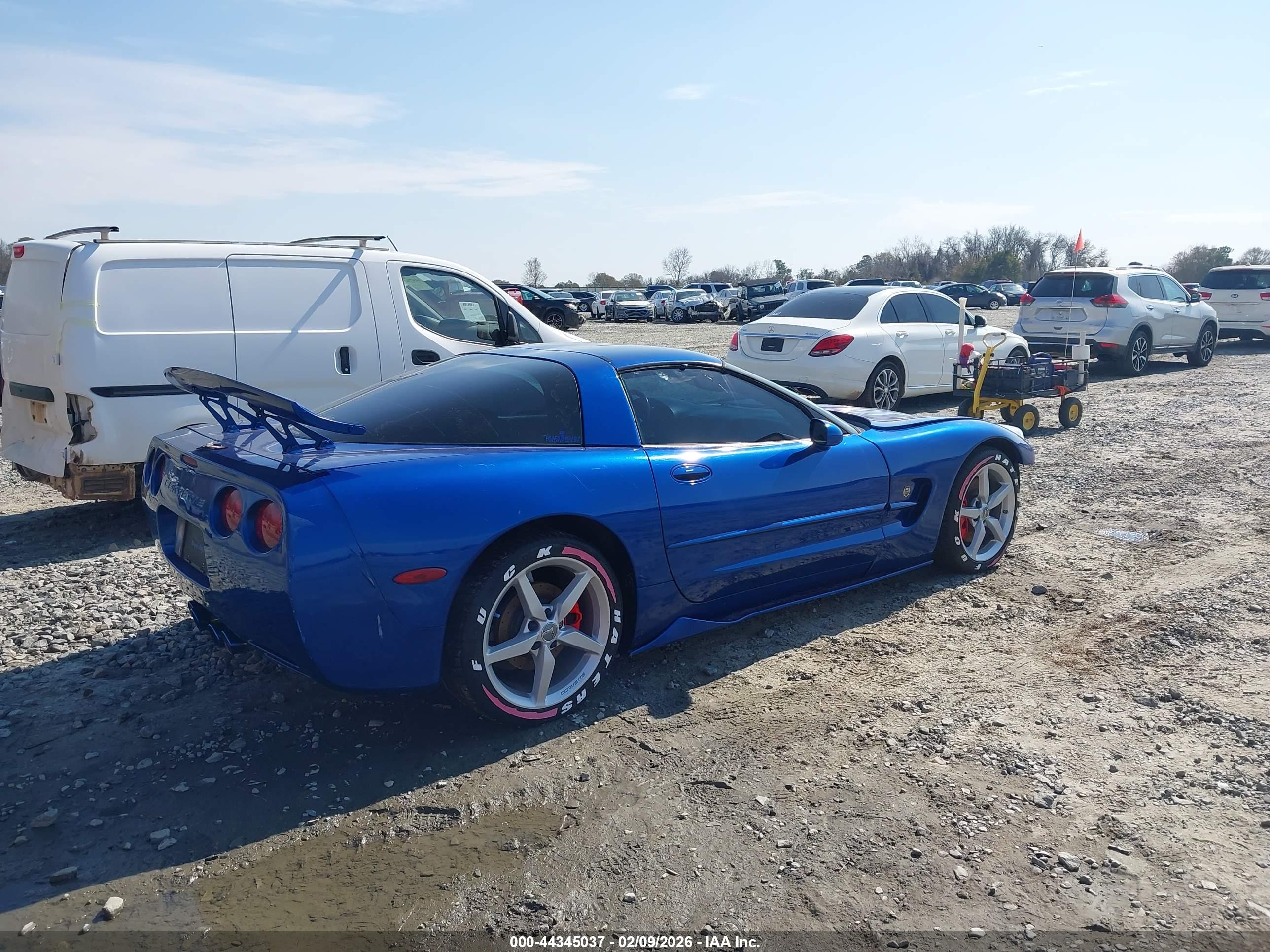 CHEVROLET CORVETTE image 4