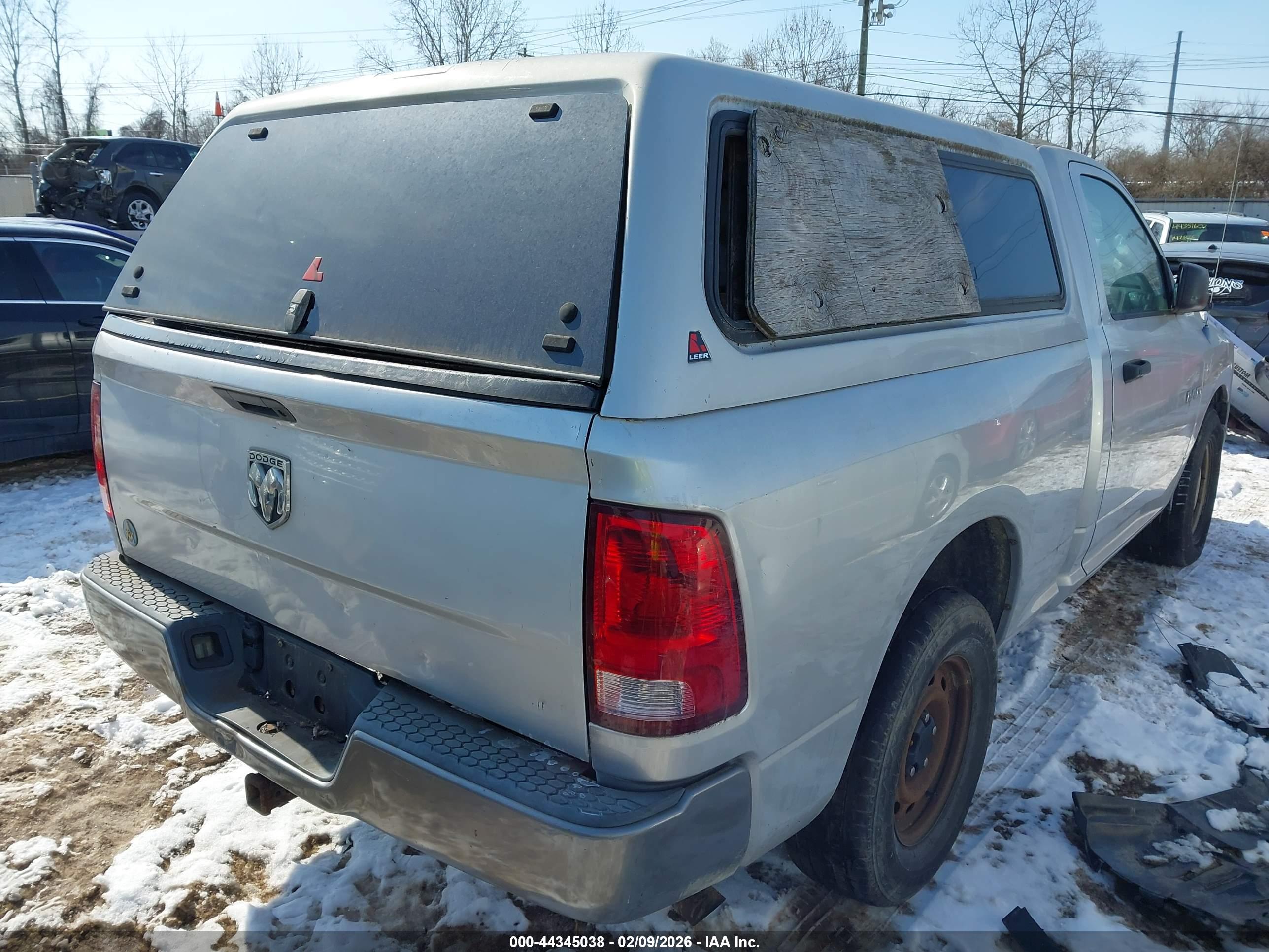 DODGE RAM image 6