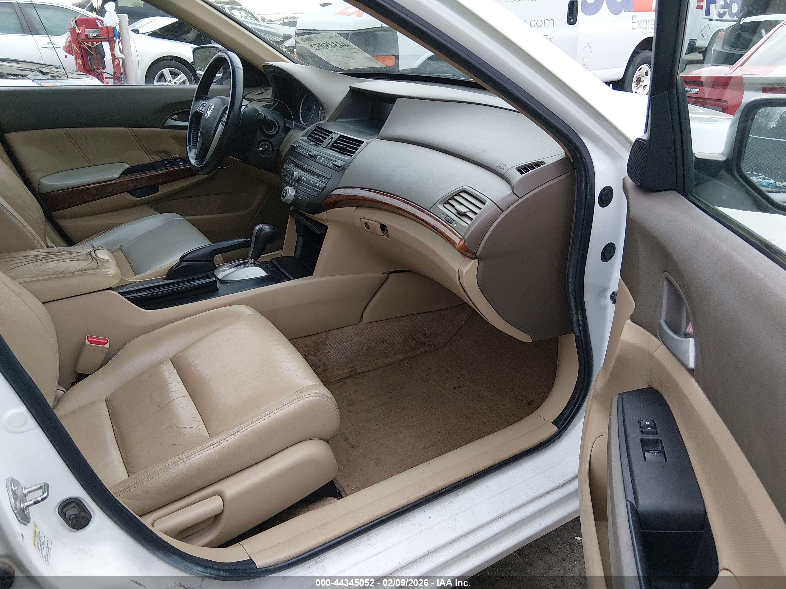 HONDA ACCORD image 5