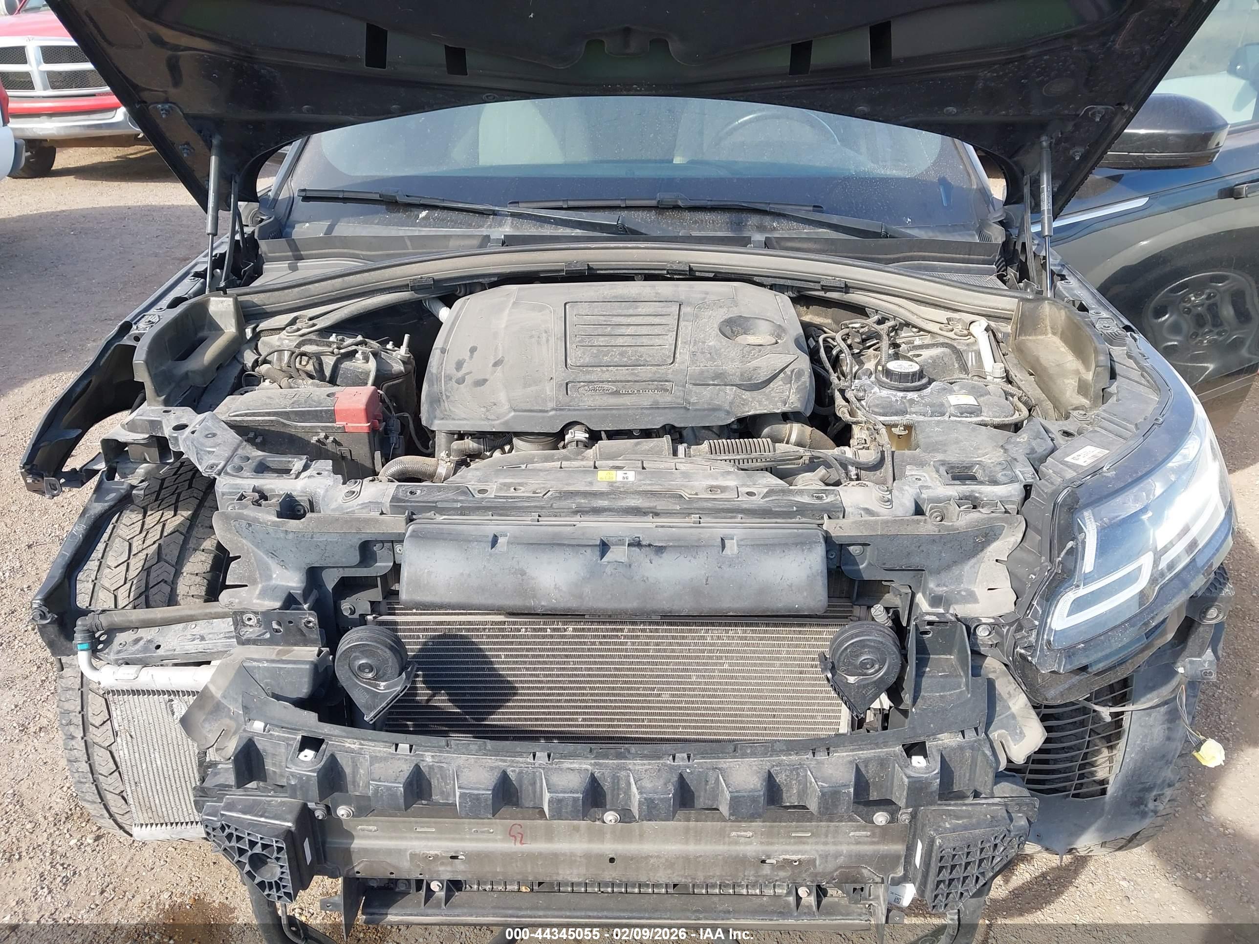 LAND ROVER image 10