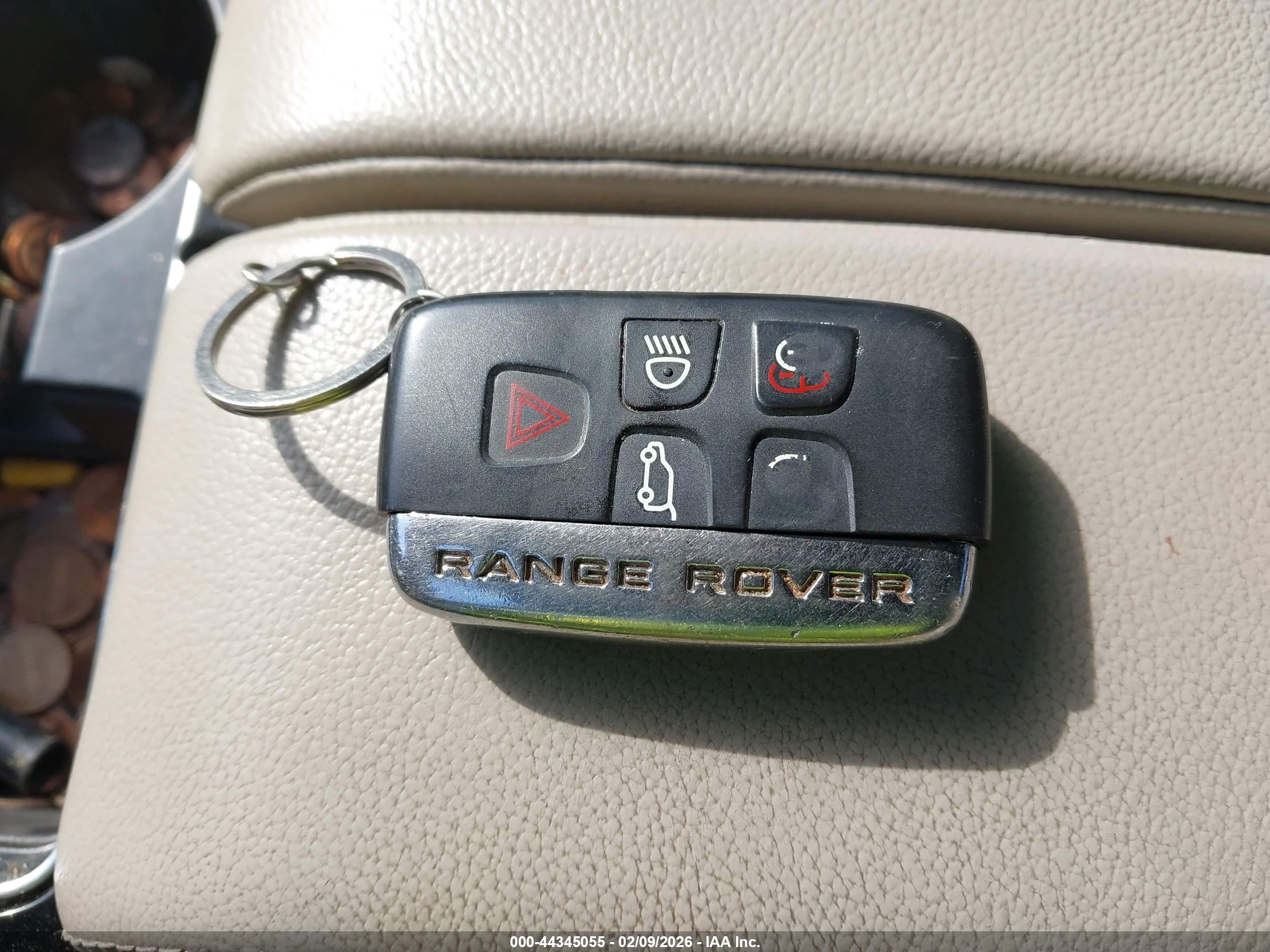LAND ROVER image 11
