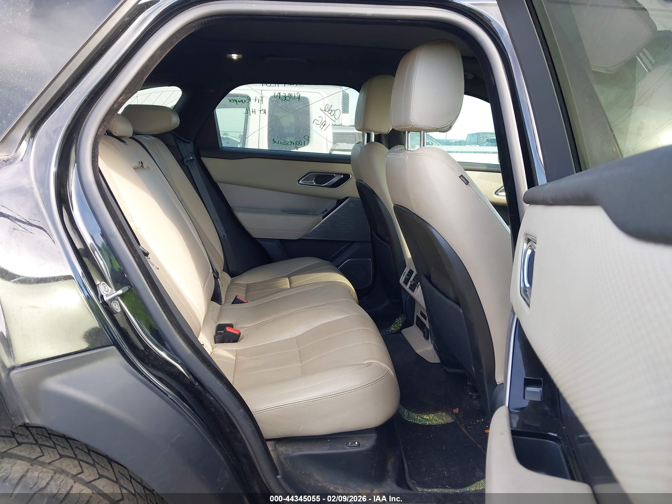LAND ROVER image 8