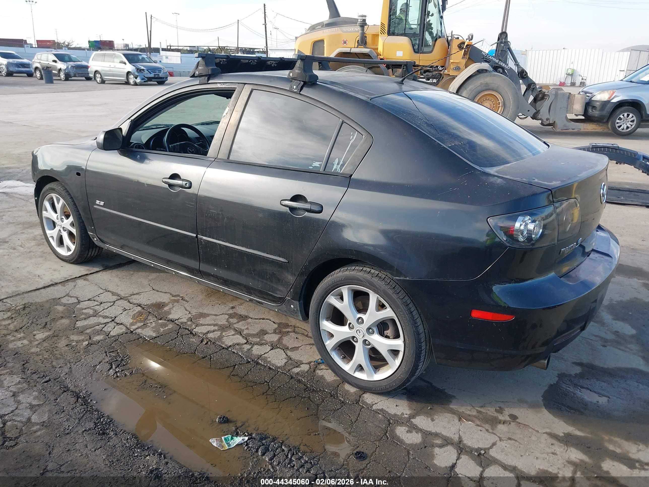 MAZDA MAZDA3 image 3
