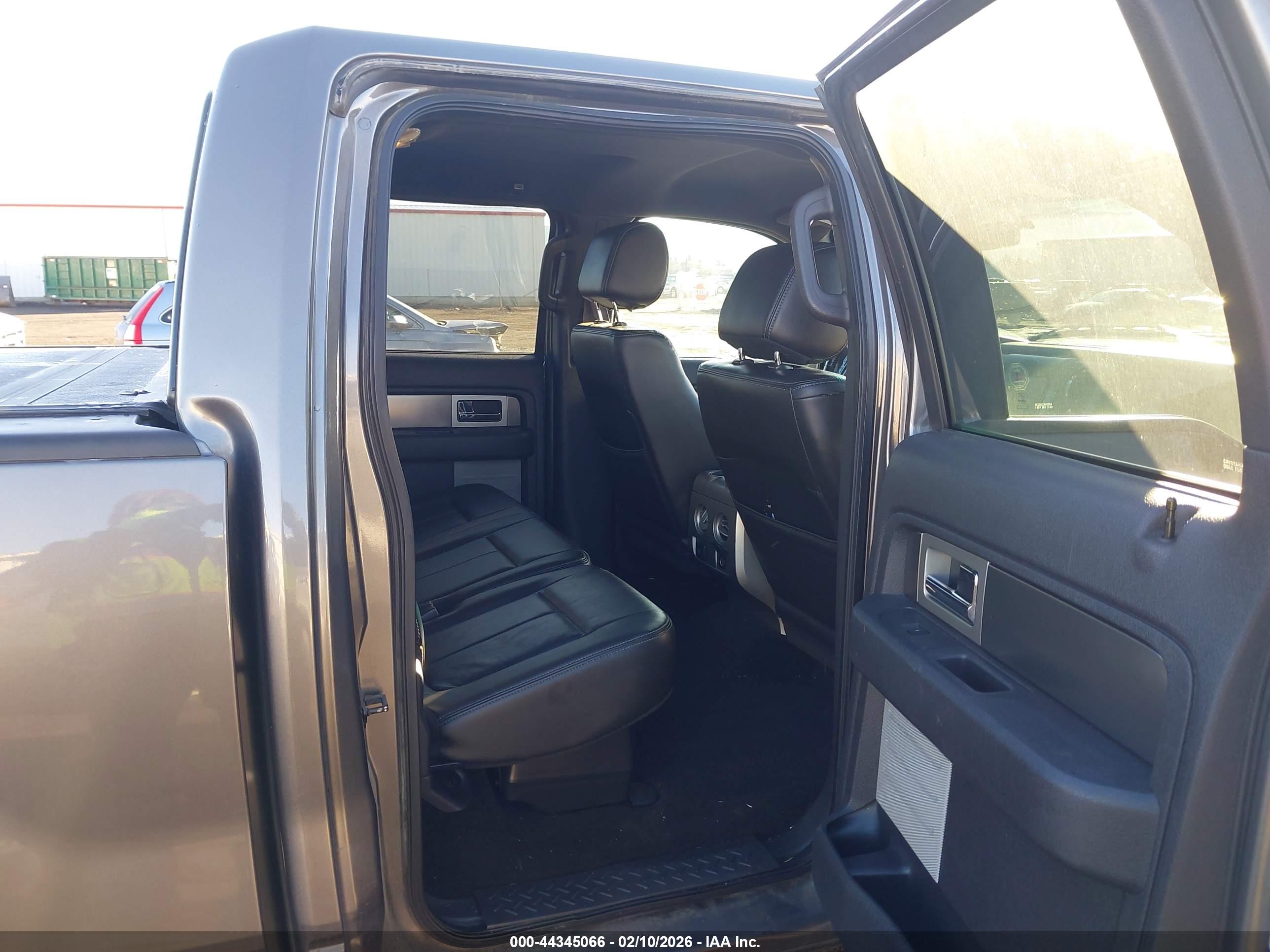 FORD F-150 image 8
