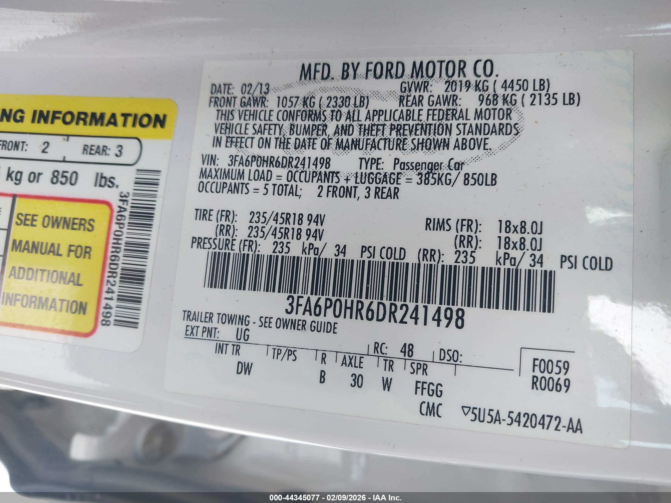 FORD FUSION image 9