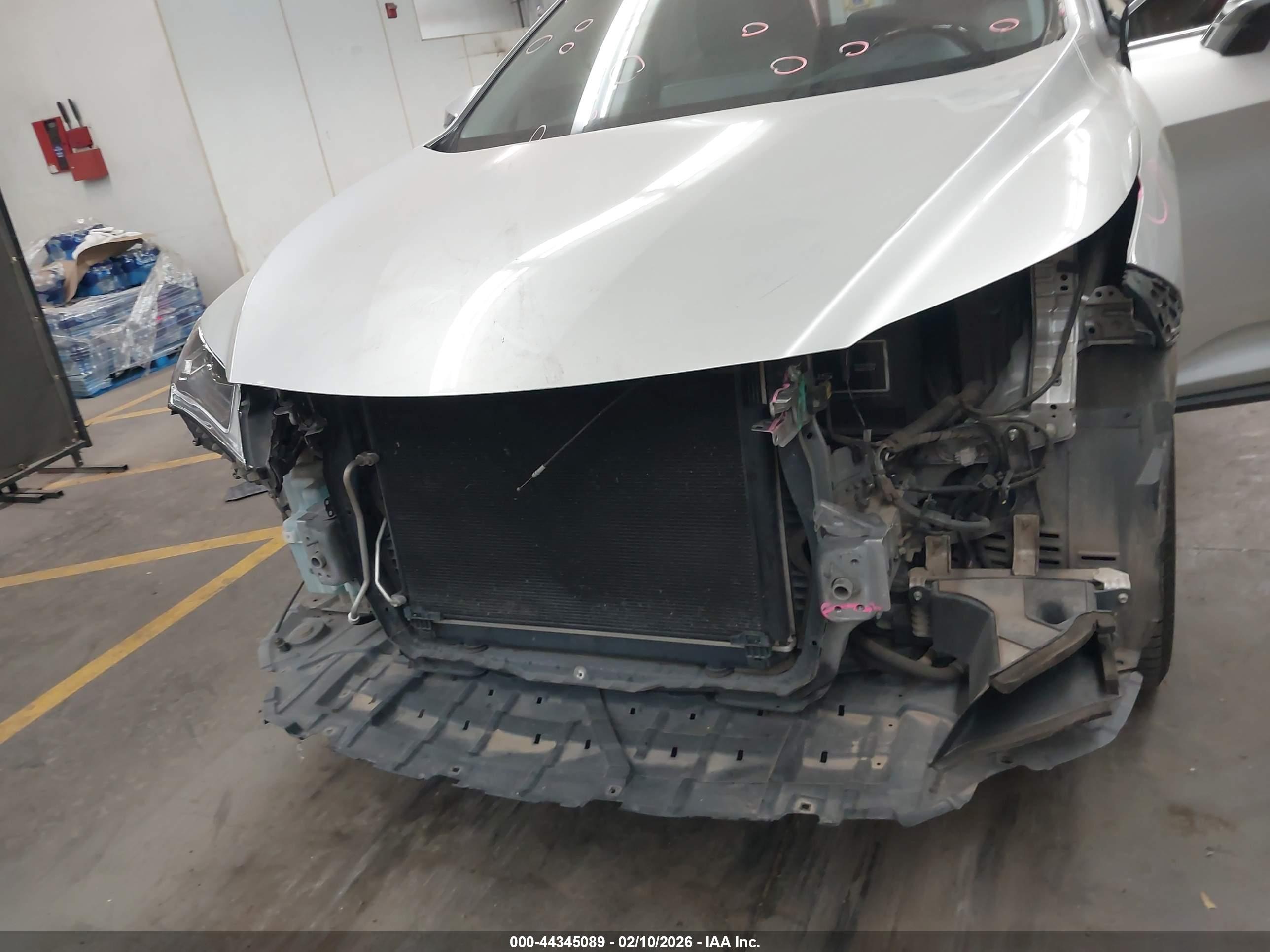 LEXUS RX image 6