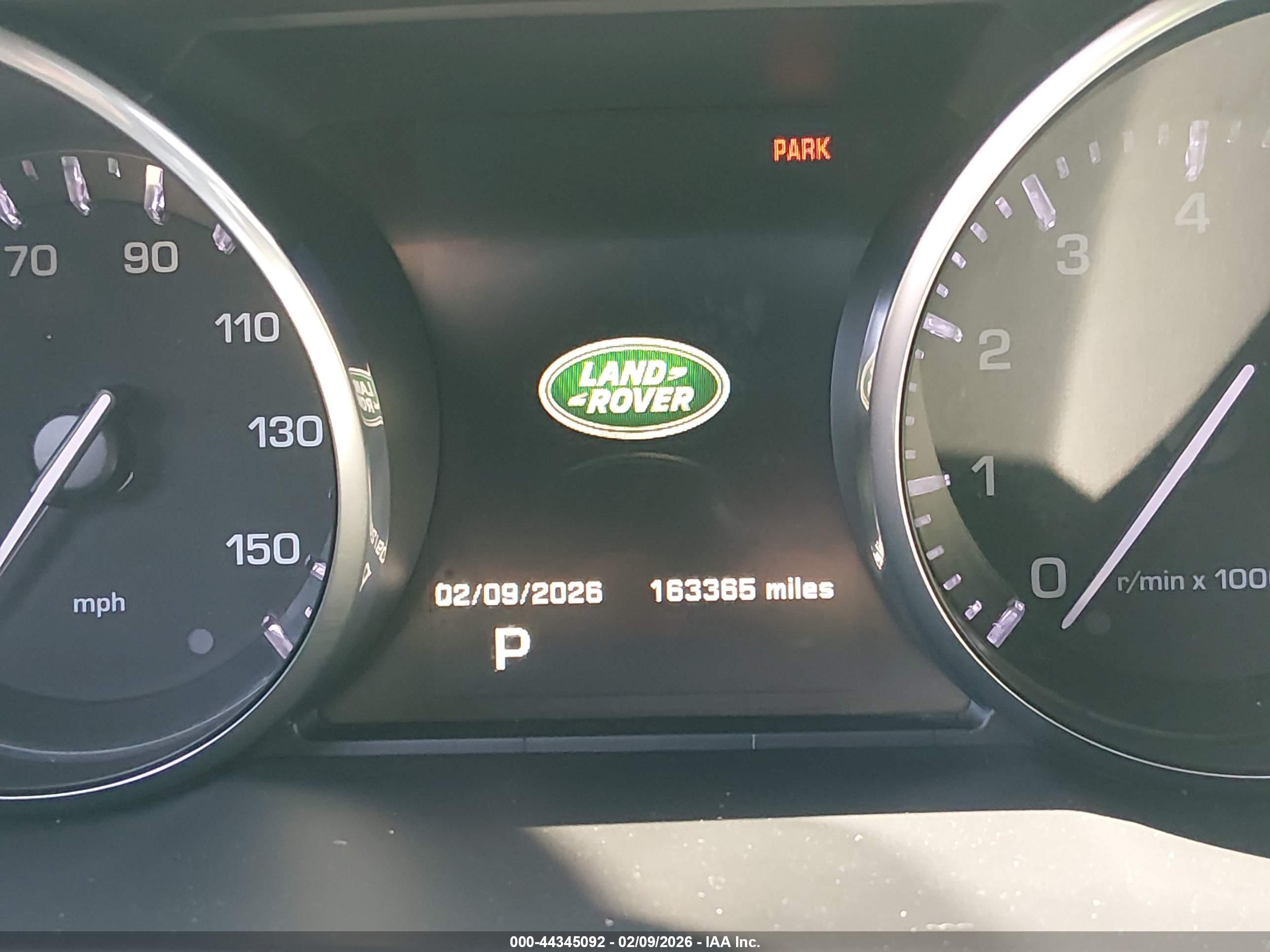 LAND ROVER image 7
