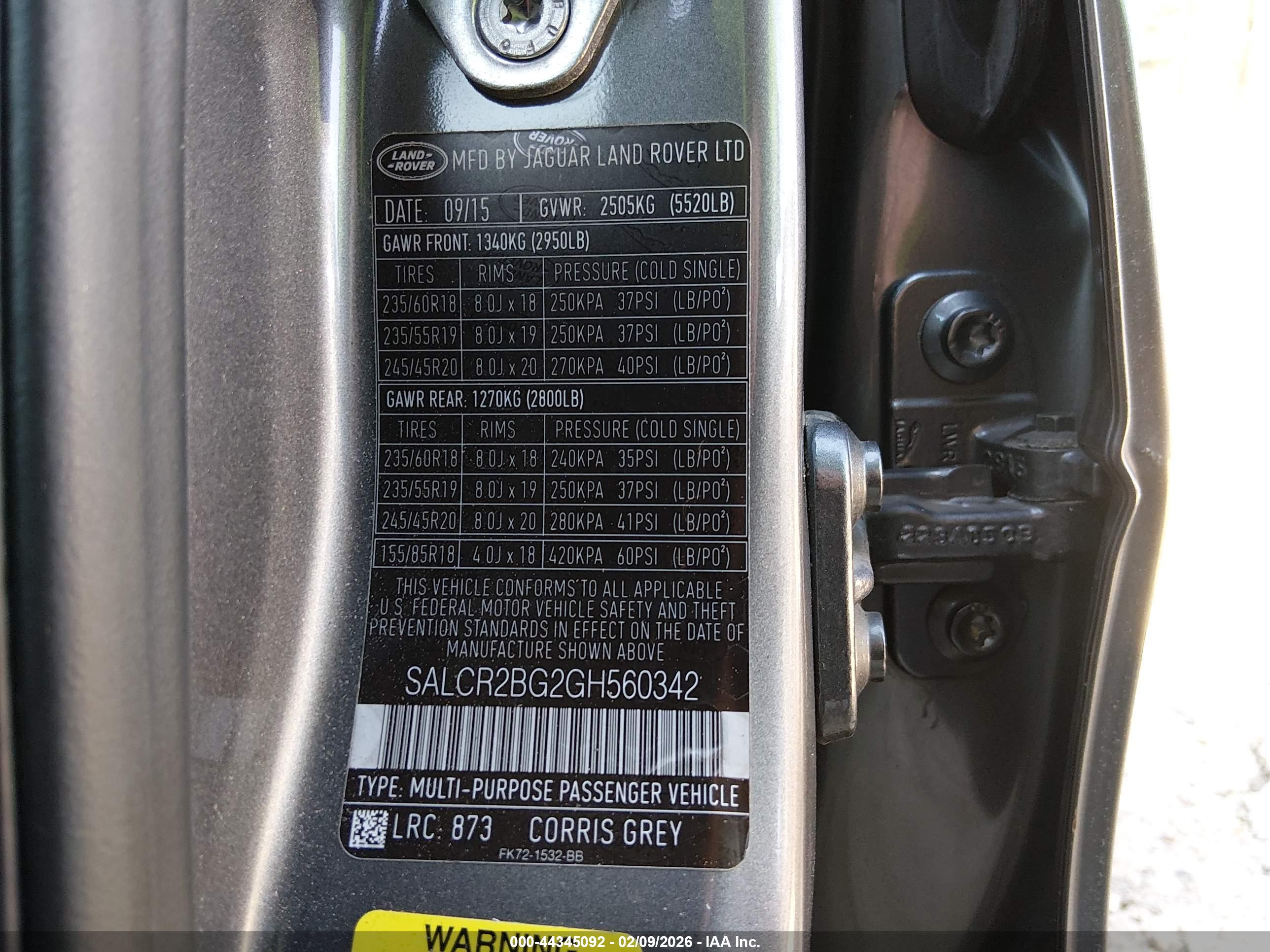LAND ROVER image 9