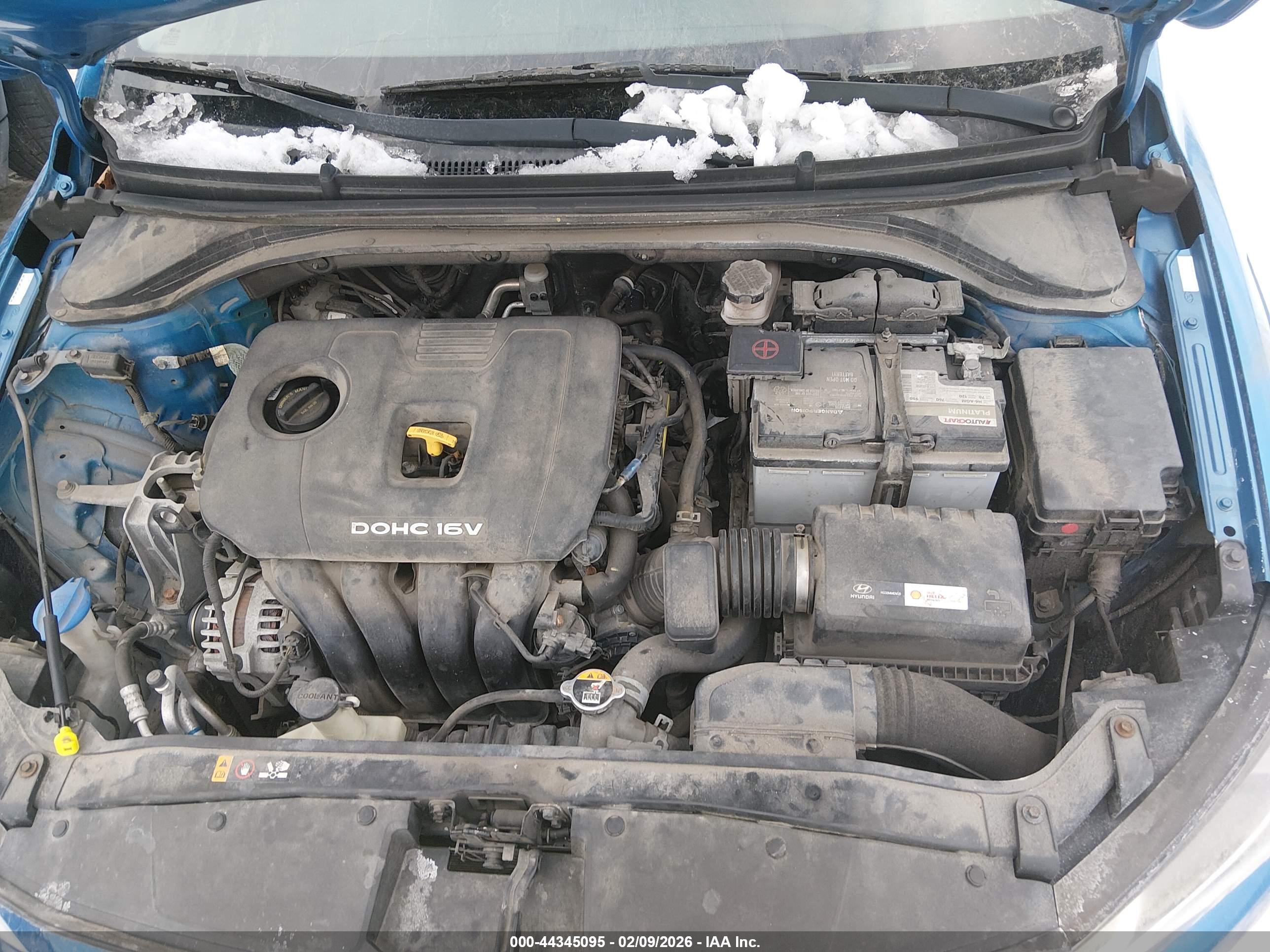HYUNDAI ELANTRA image 10