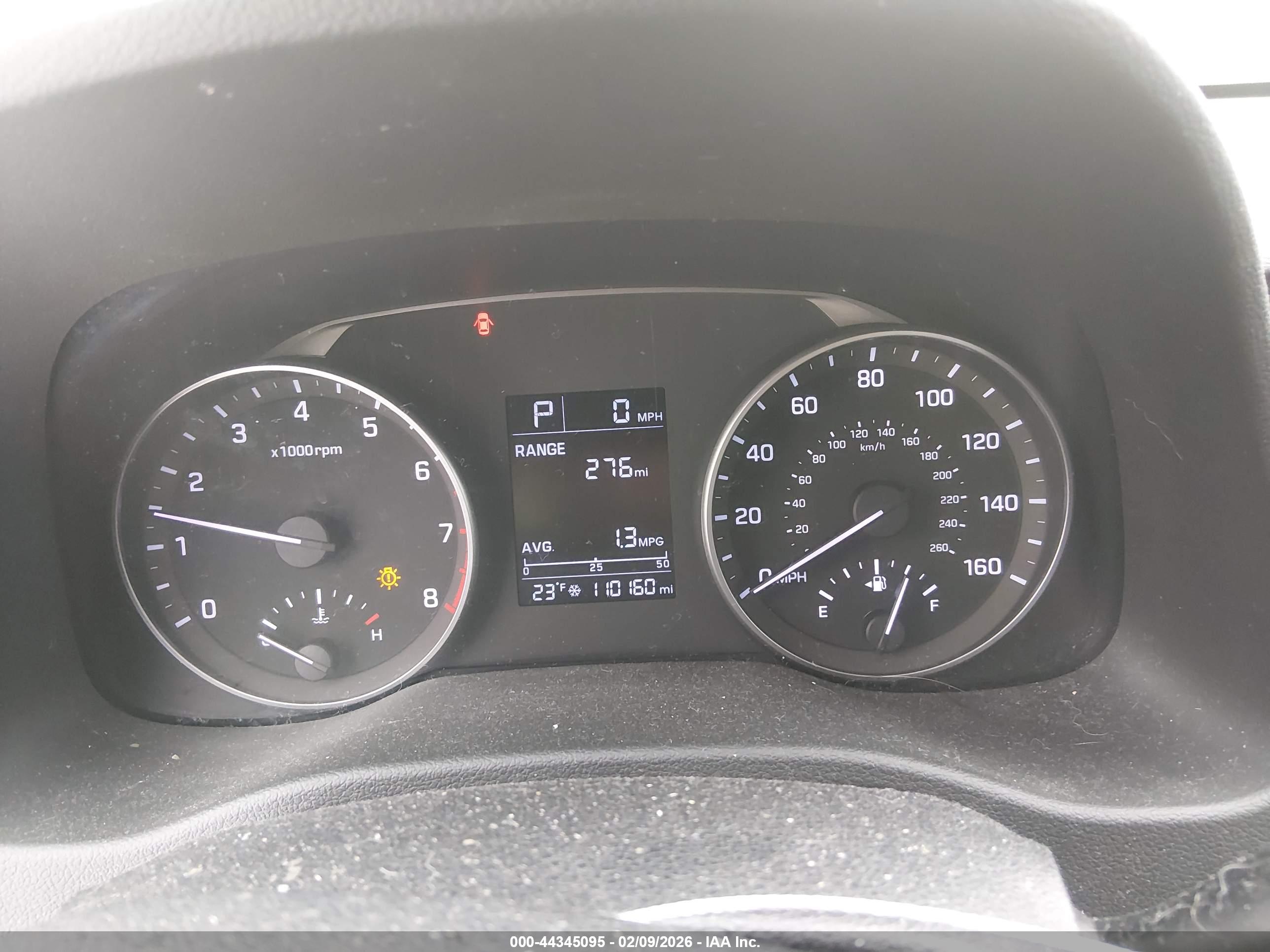 HYUNDAI ELANTRA image 7