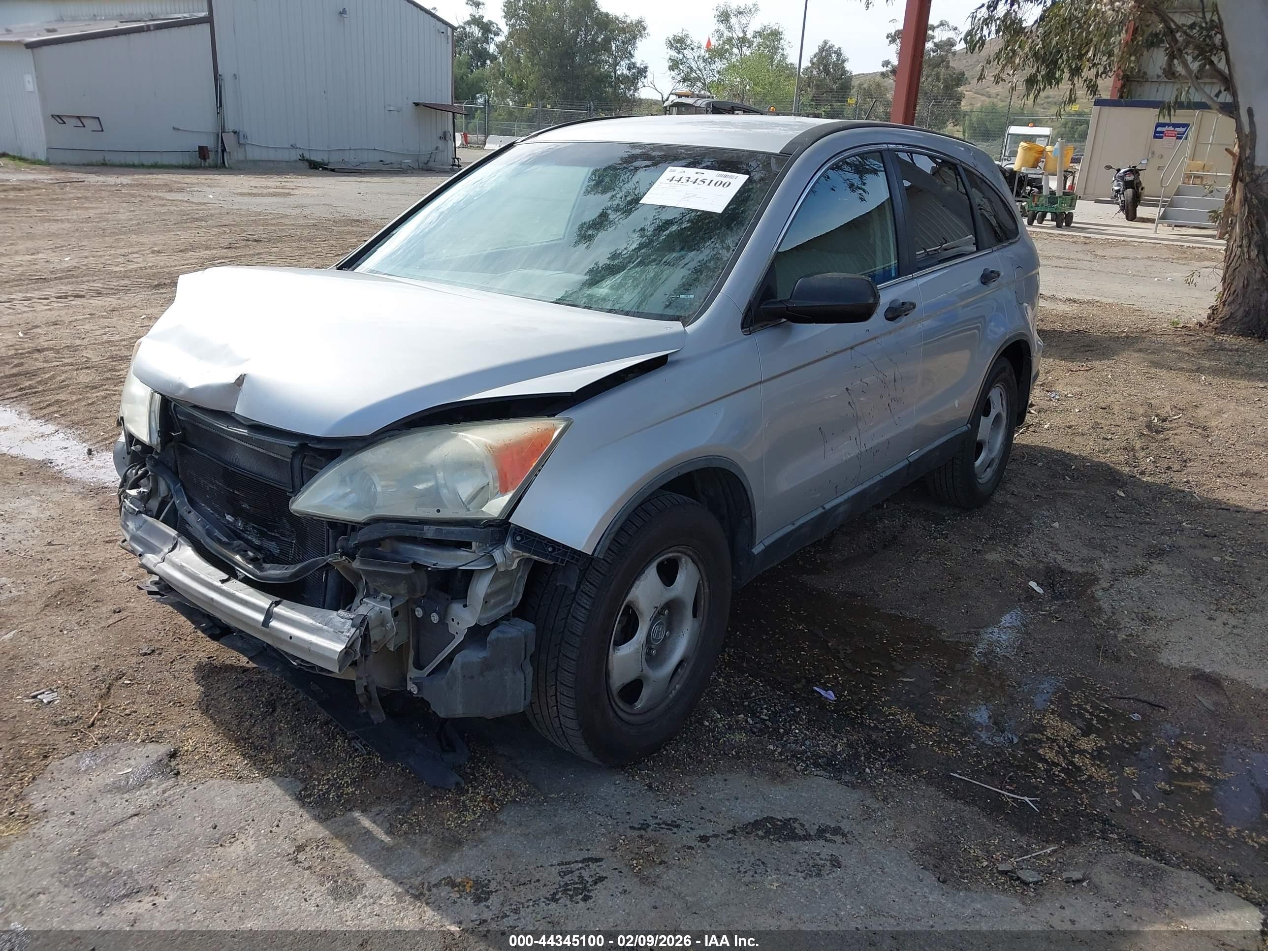 HONDA CR-V image 2