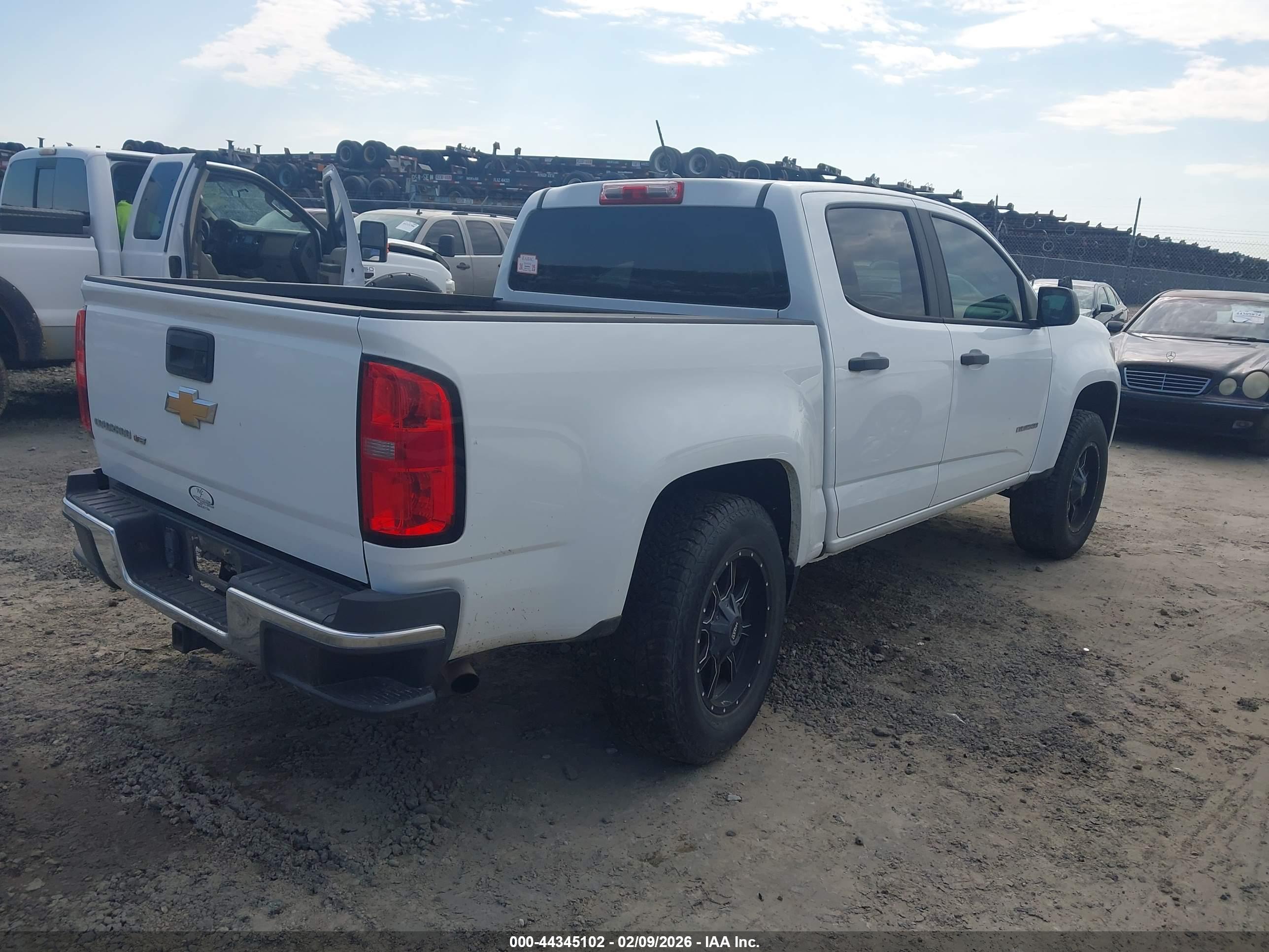 CHEVROLET COLORADO image 4
