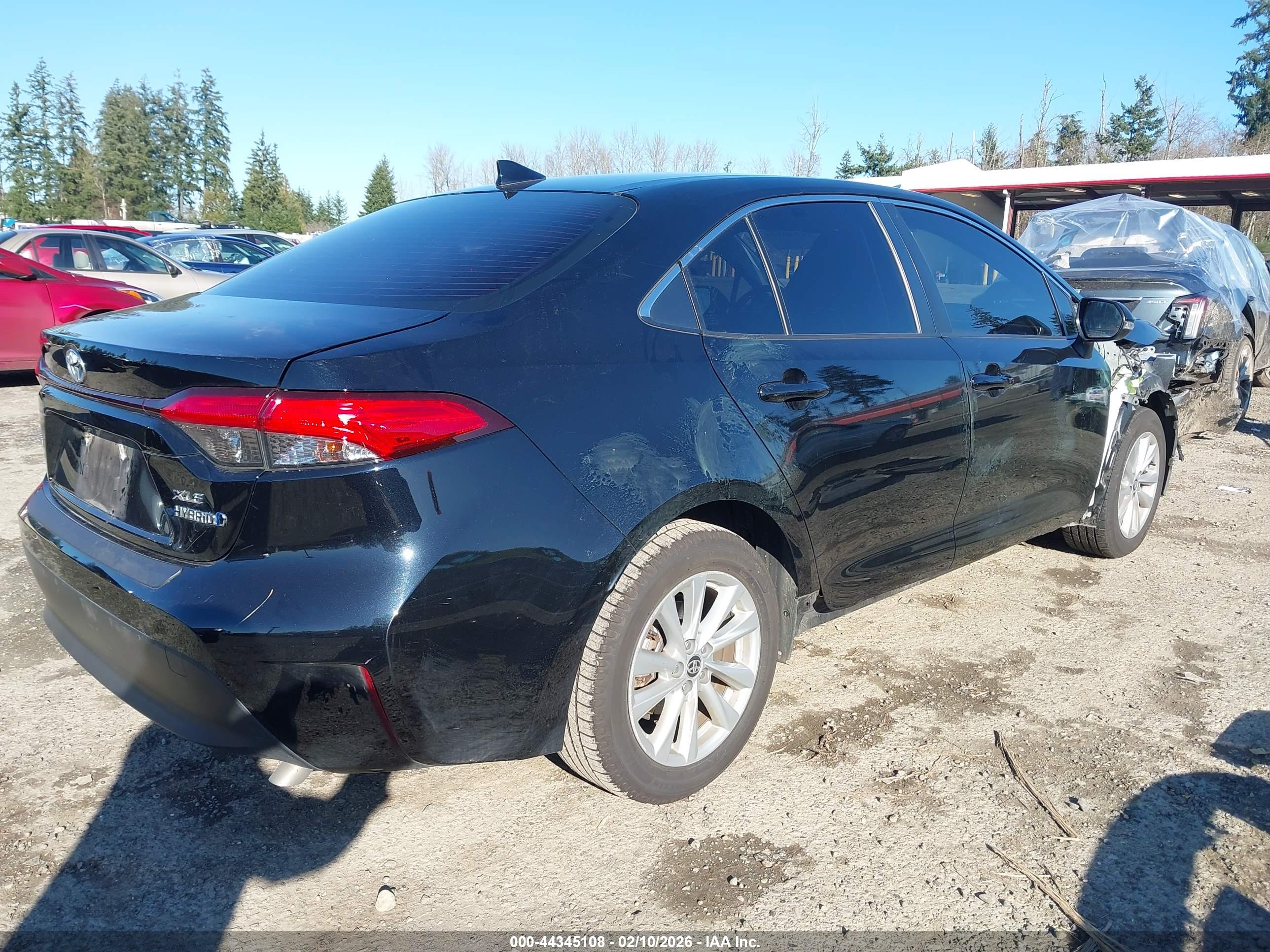 TOYOTA COROLLA image 4