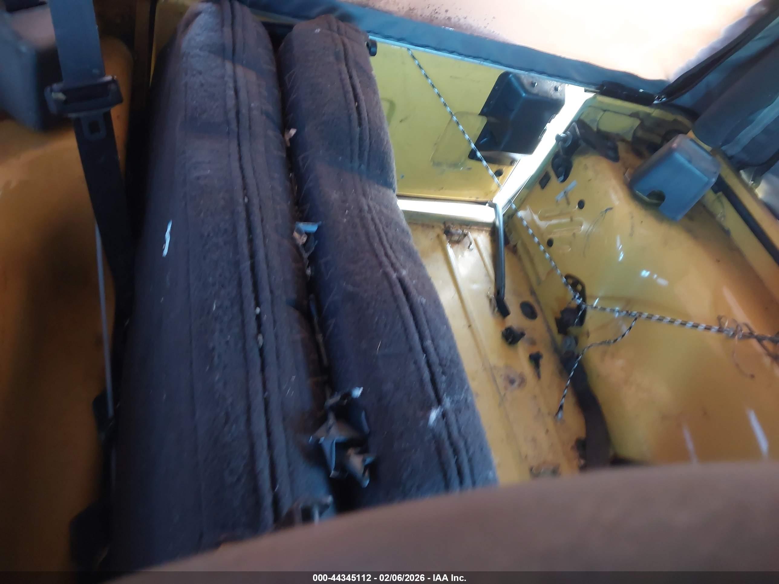 JEEP WRANGLER image 8