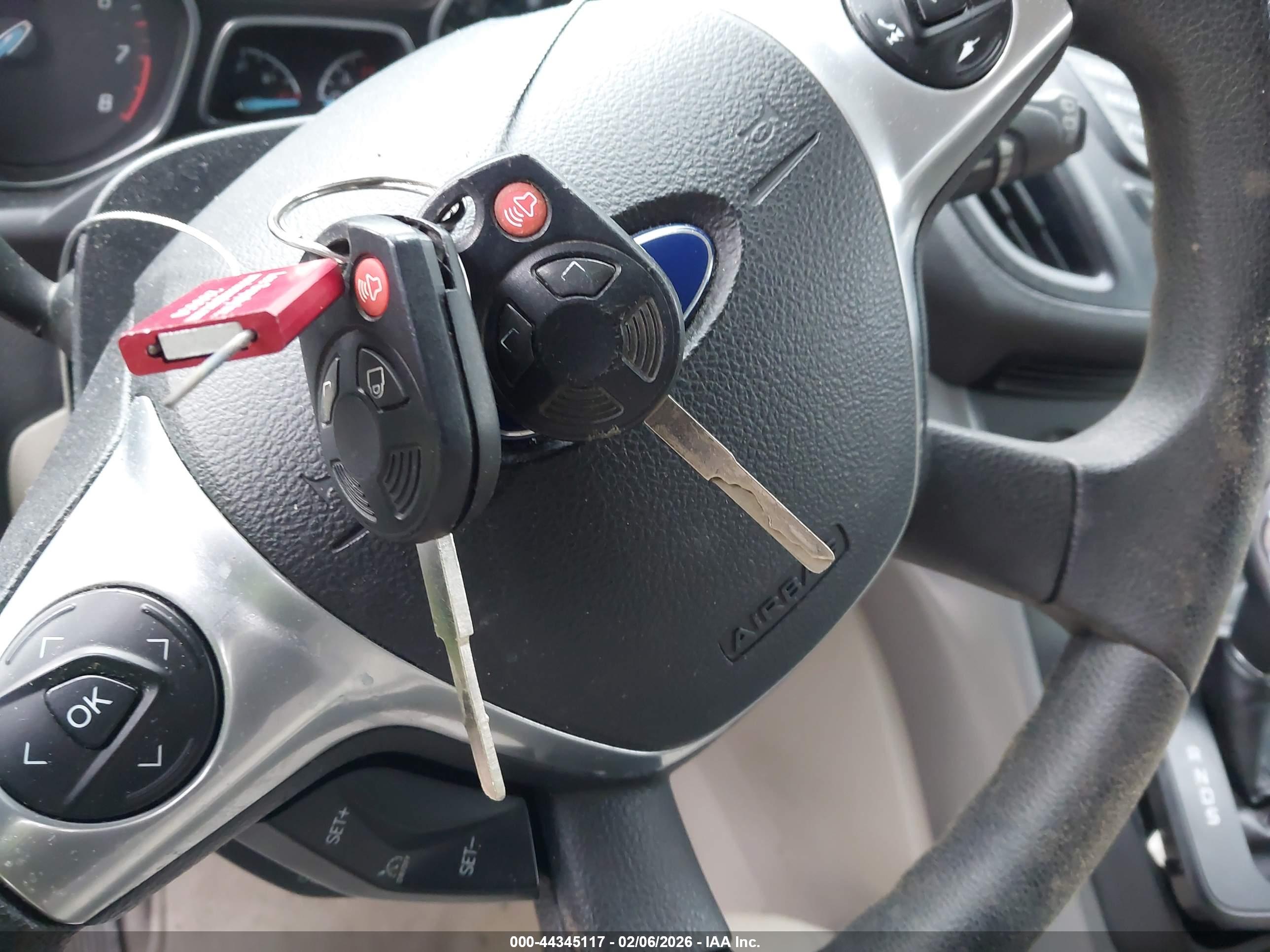 FORD ESCAPE image 11