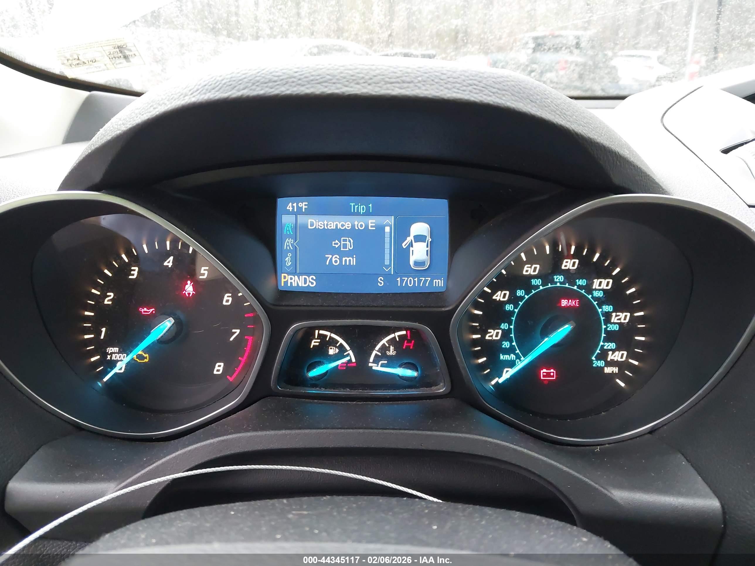 FORD ESCAPE image 7