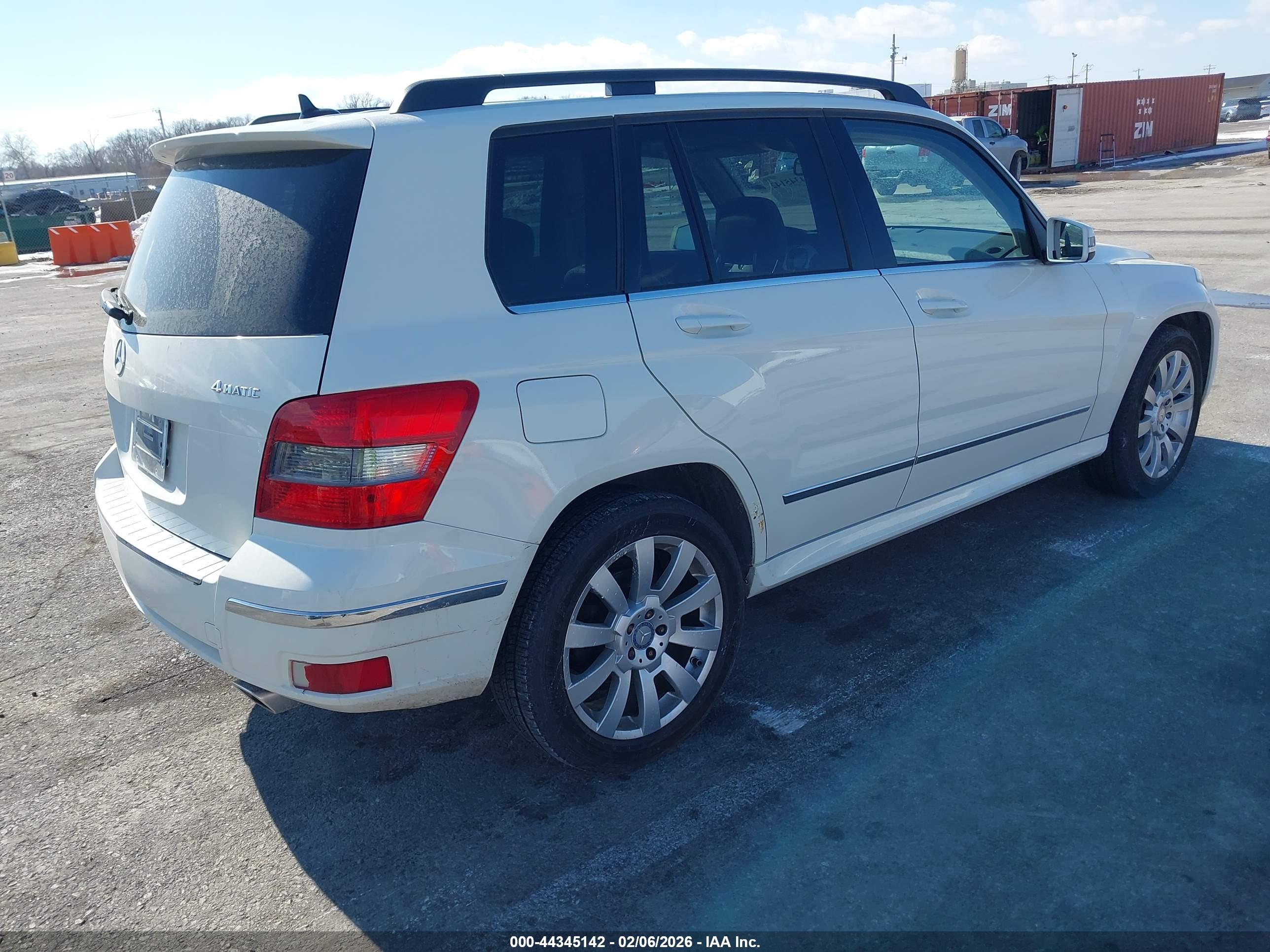 MERCEDES-BENZ GLK image 4