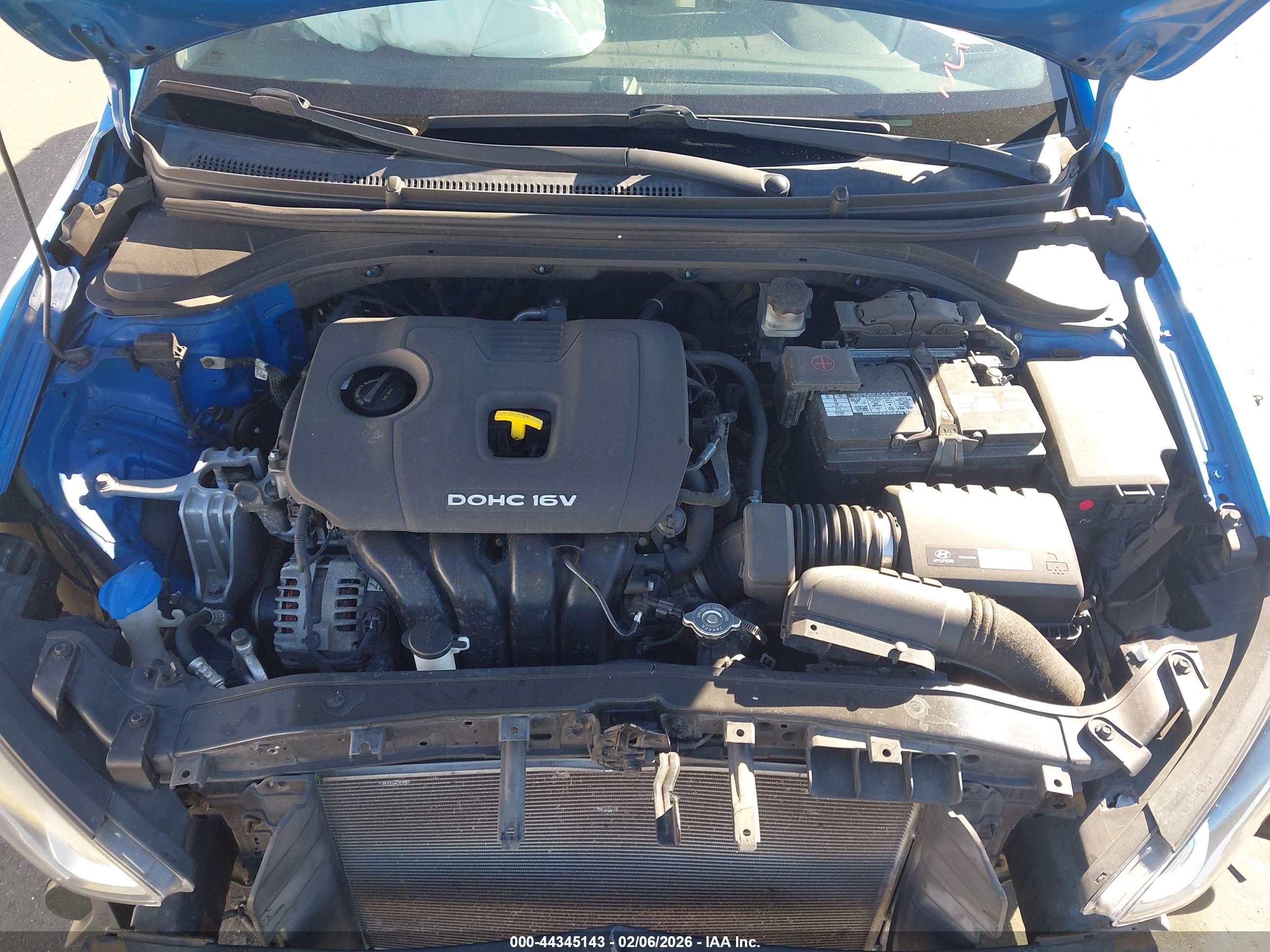 HYUNDAI ELANTRA image 10