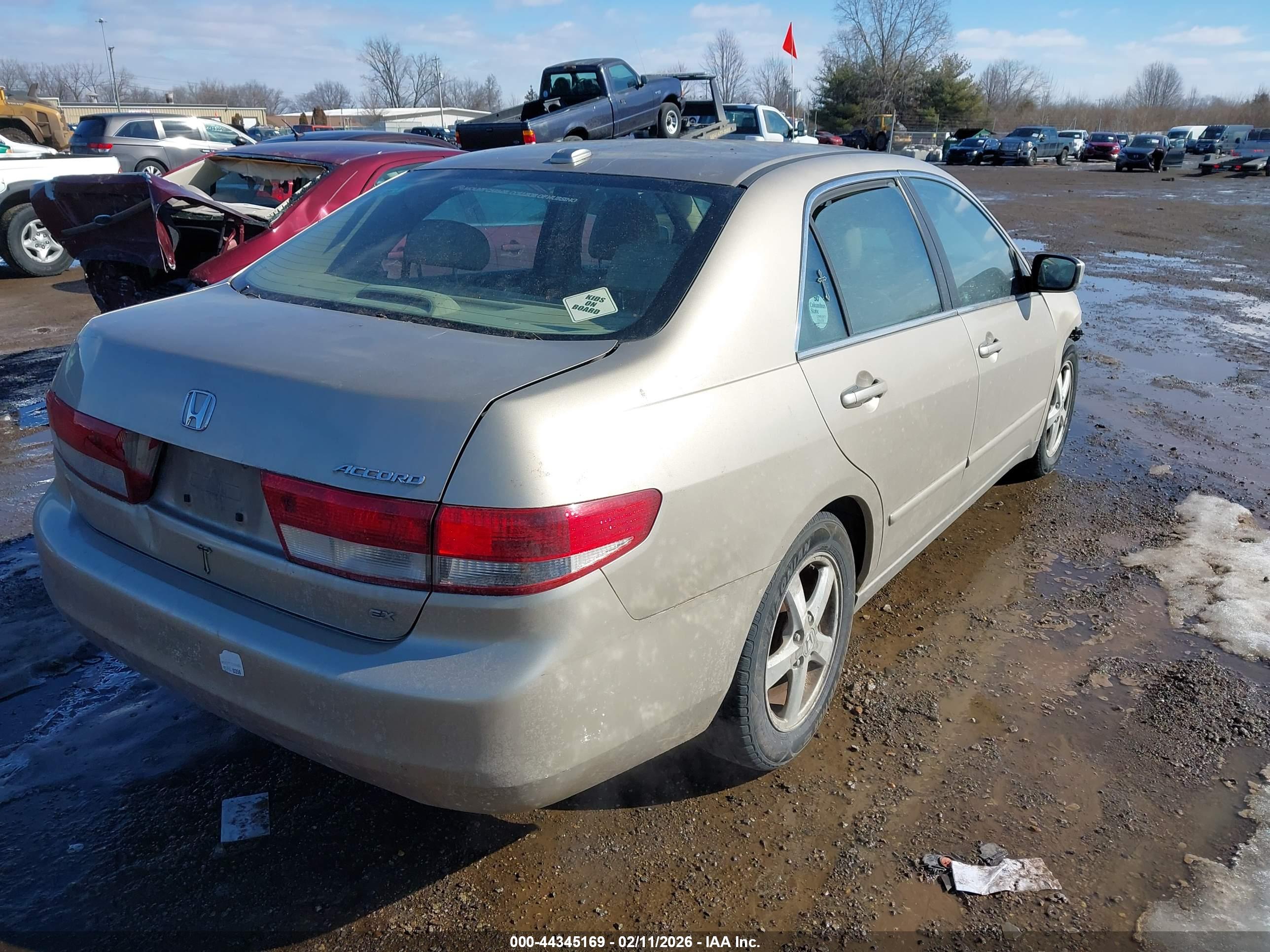HONDA ACCORD image 4