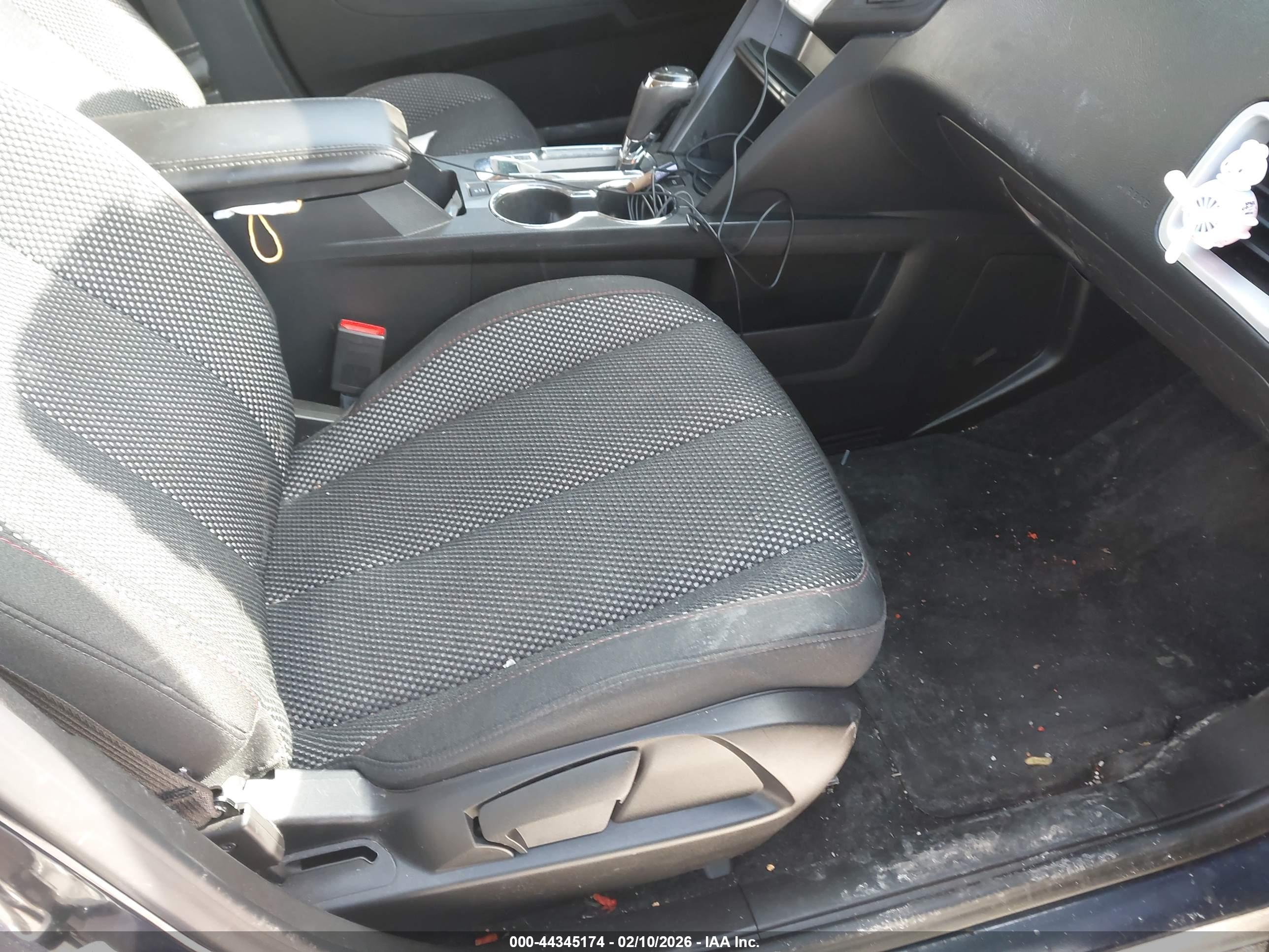CHEVROLET EQUINOX image 5