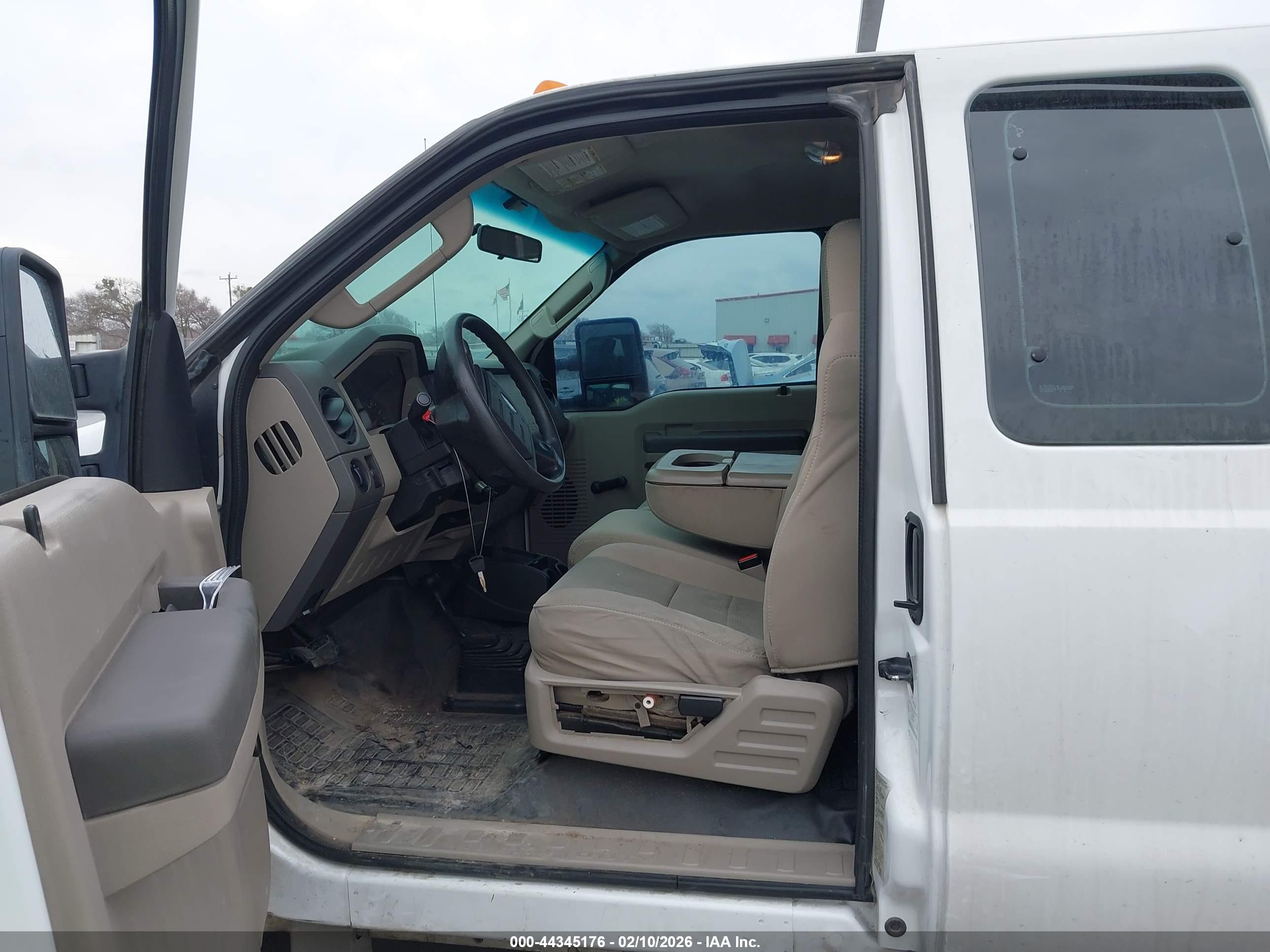 FORD F-350 image 7