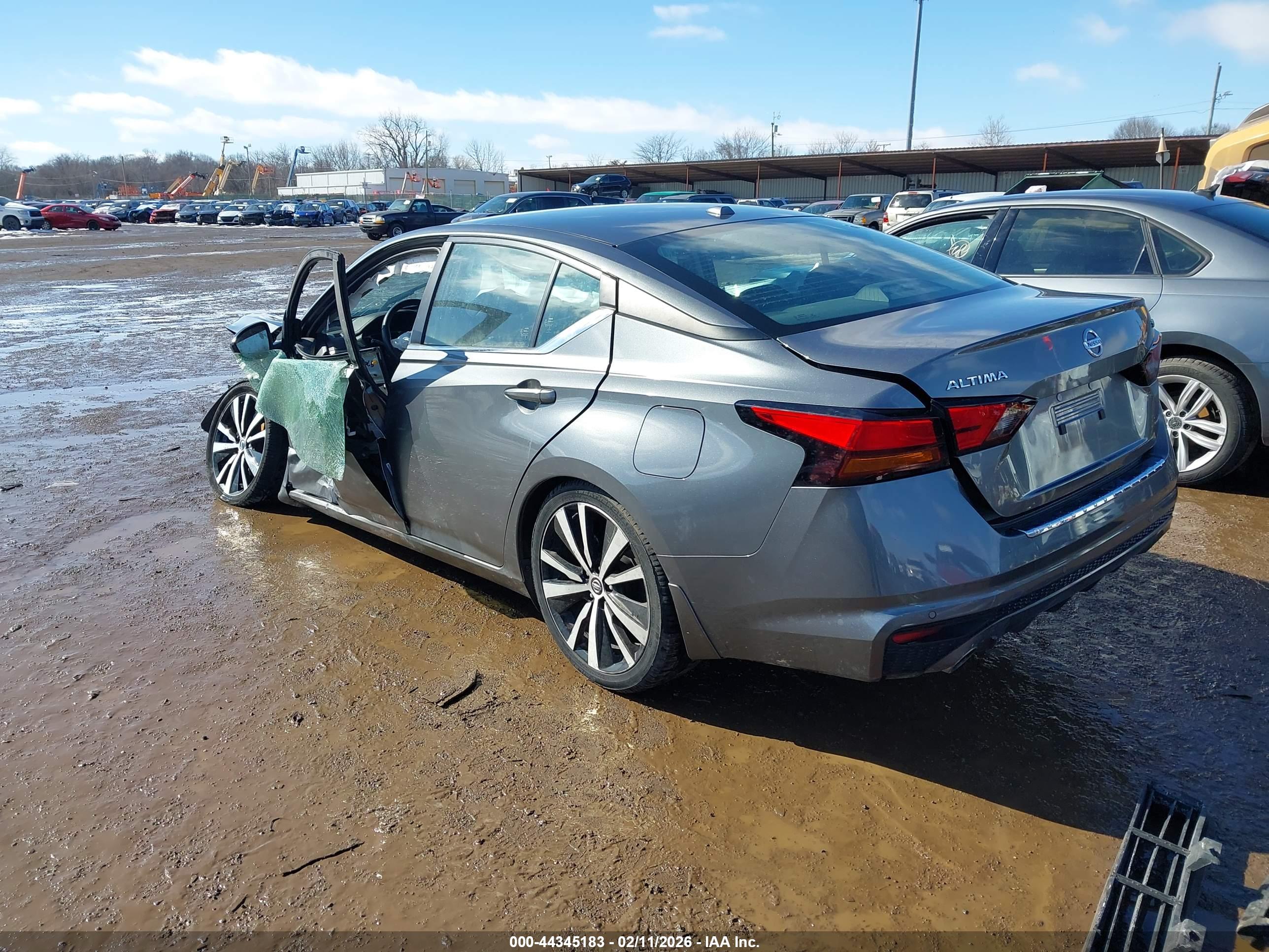 NISSAN ALTIMA image 3