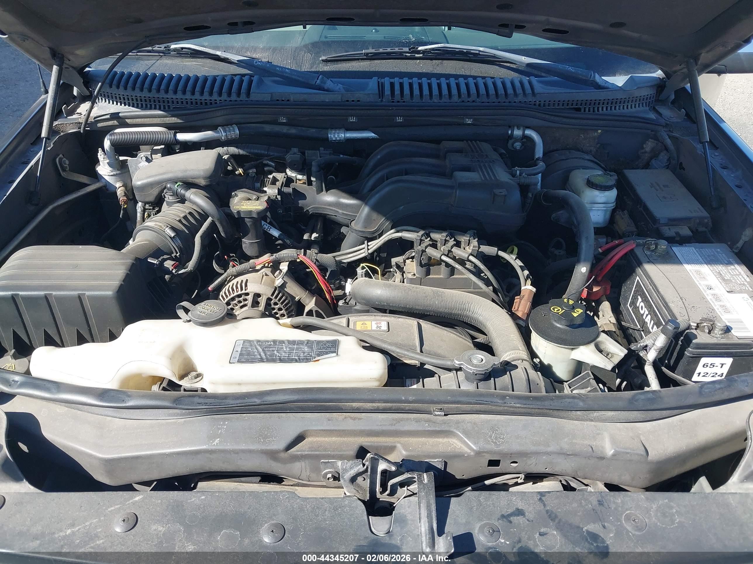 FORD EXPLORER image 10