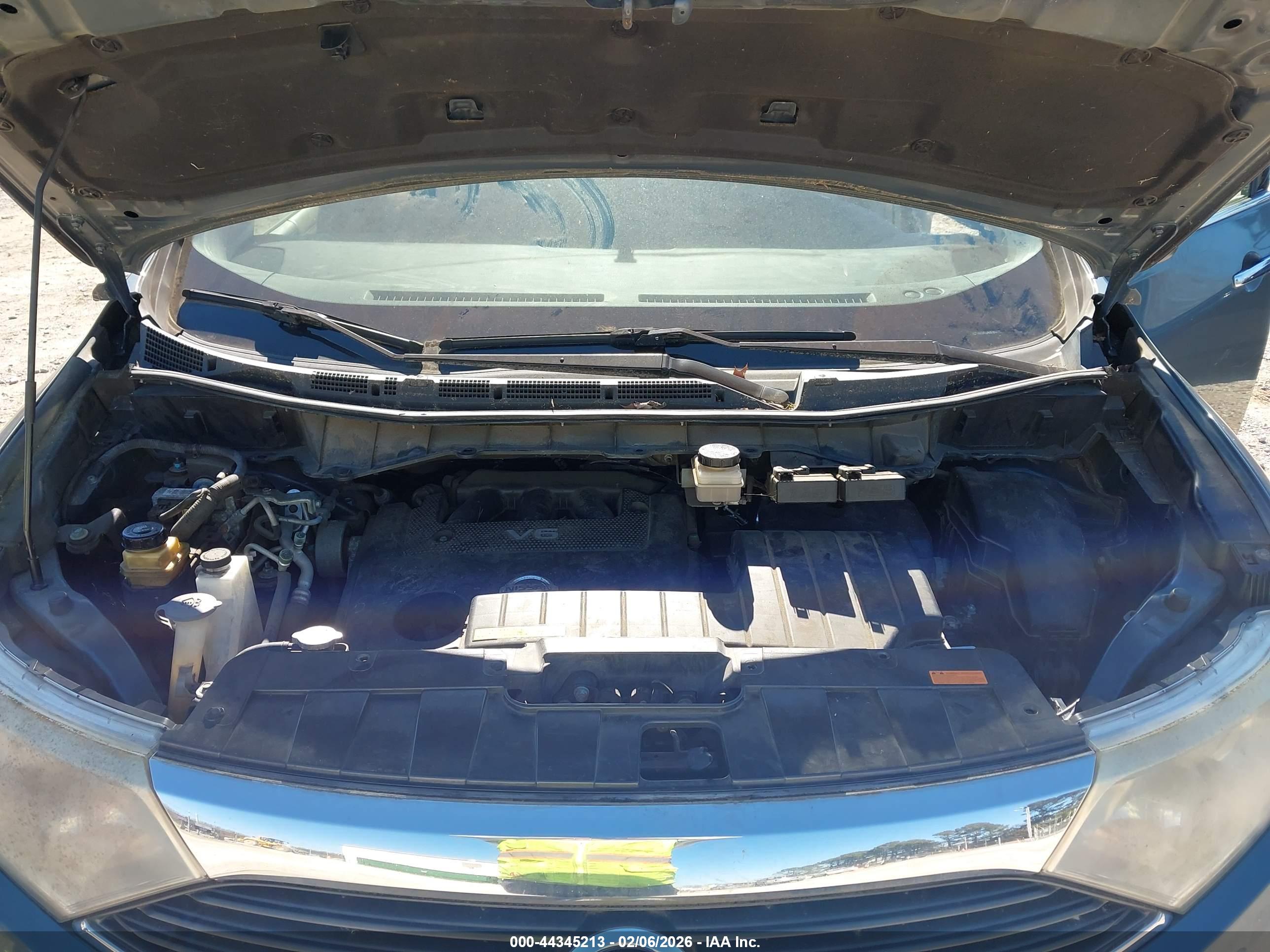 NISSAN QUEST image 10