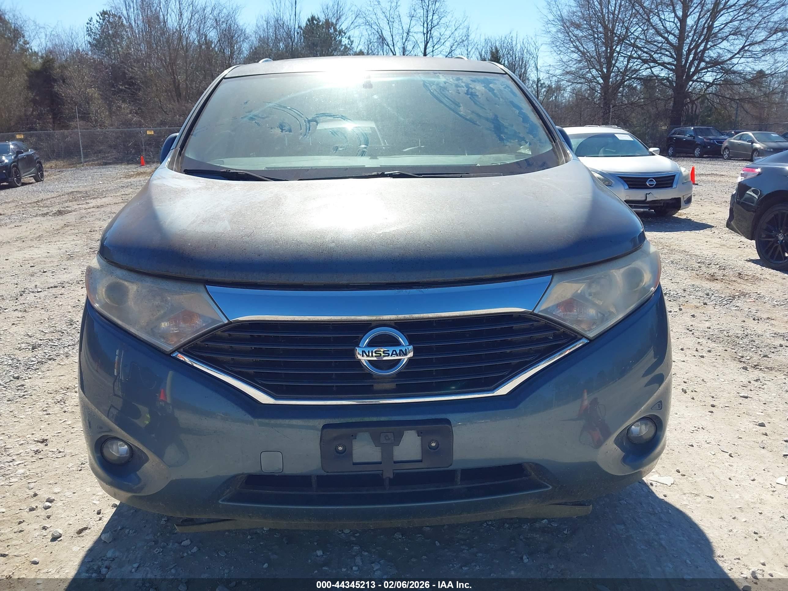 NISSAN QUEST image 6