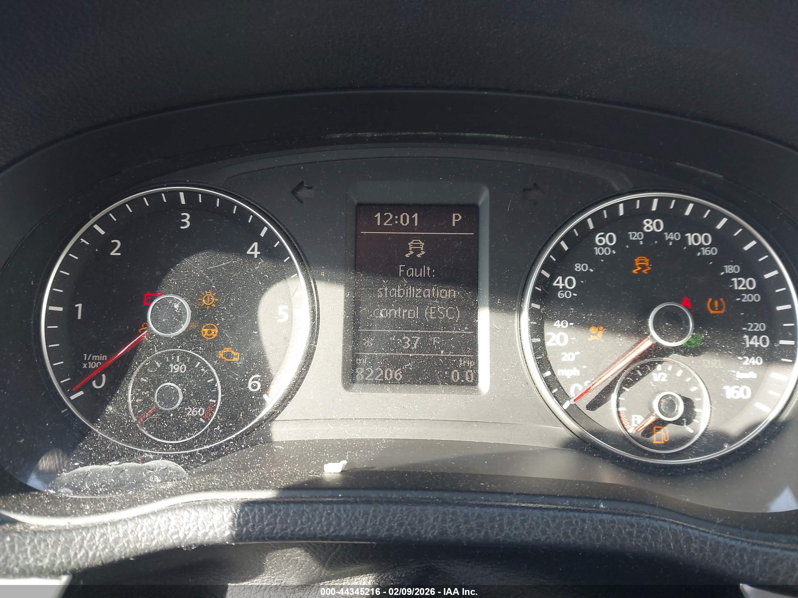 VOLKSWAGEN PASSAT image 7