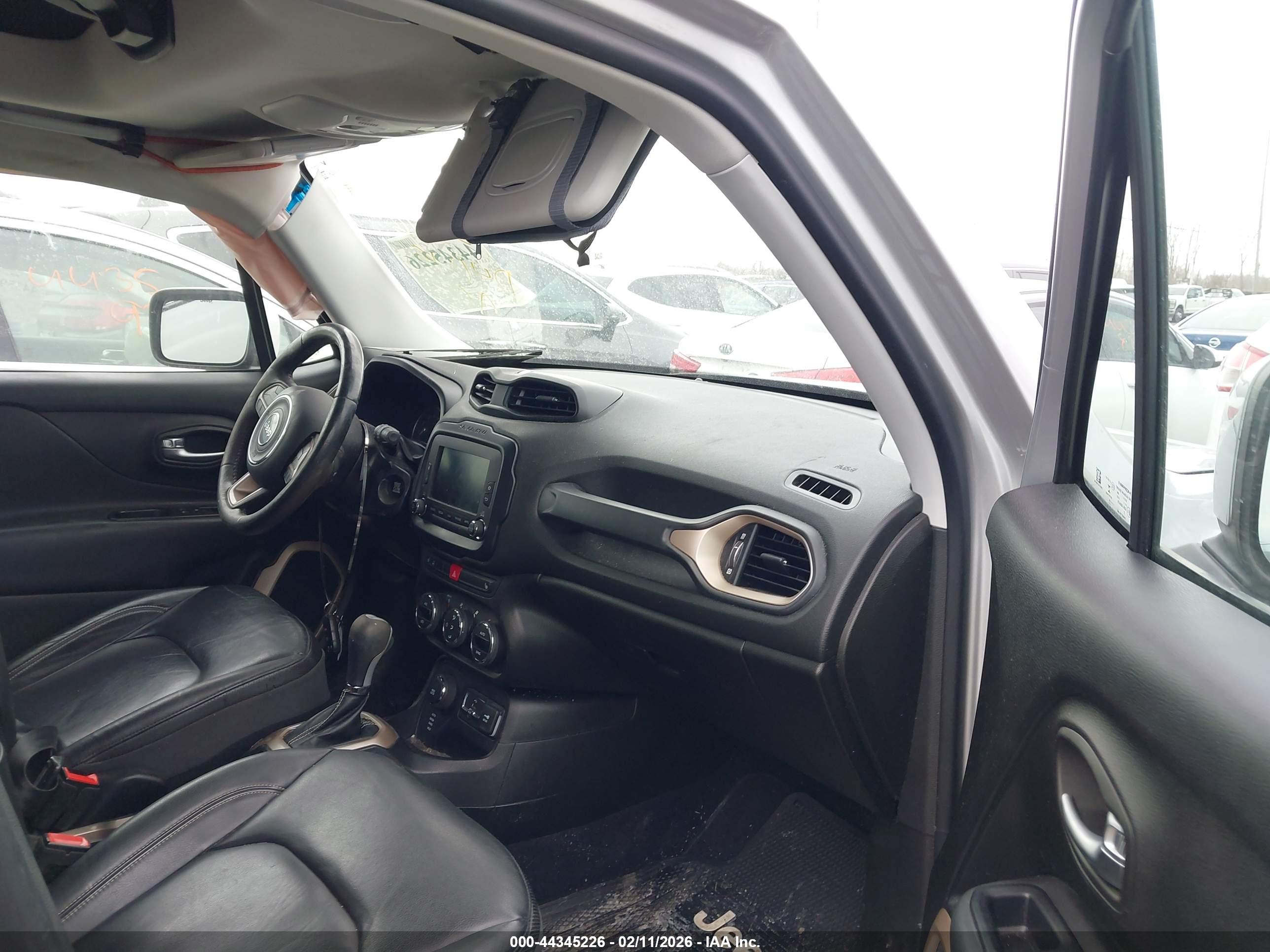 JEEP RENEGADE image 5