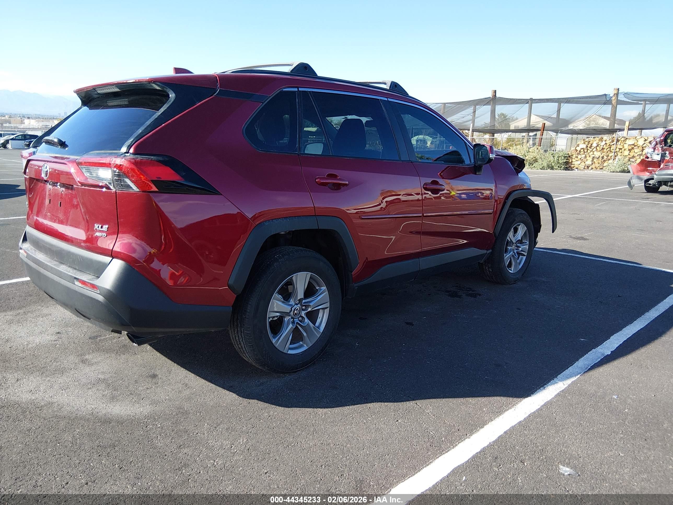 TOYOTA RAV4 image 4