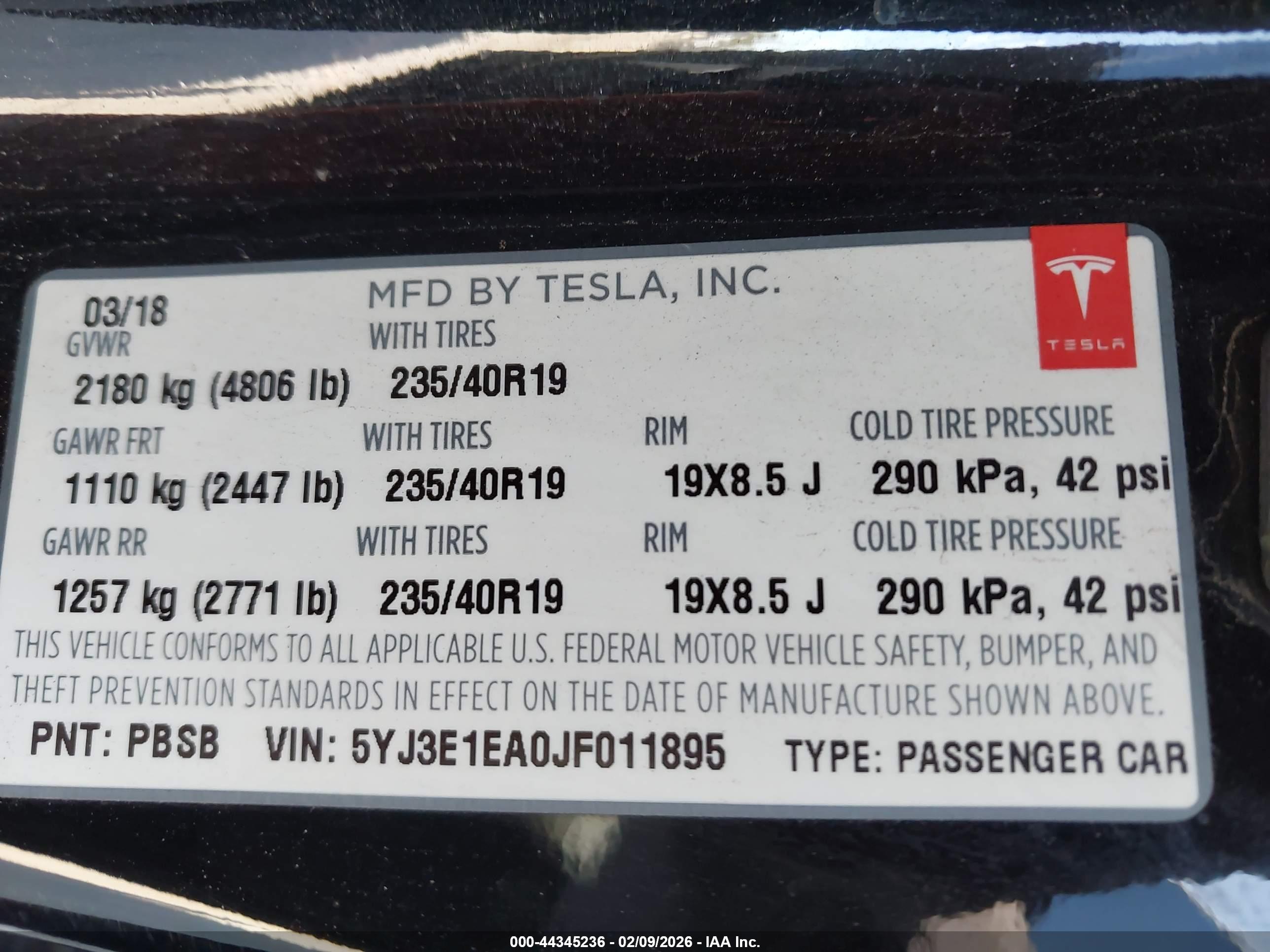 TESLA MODEL image 9