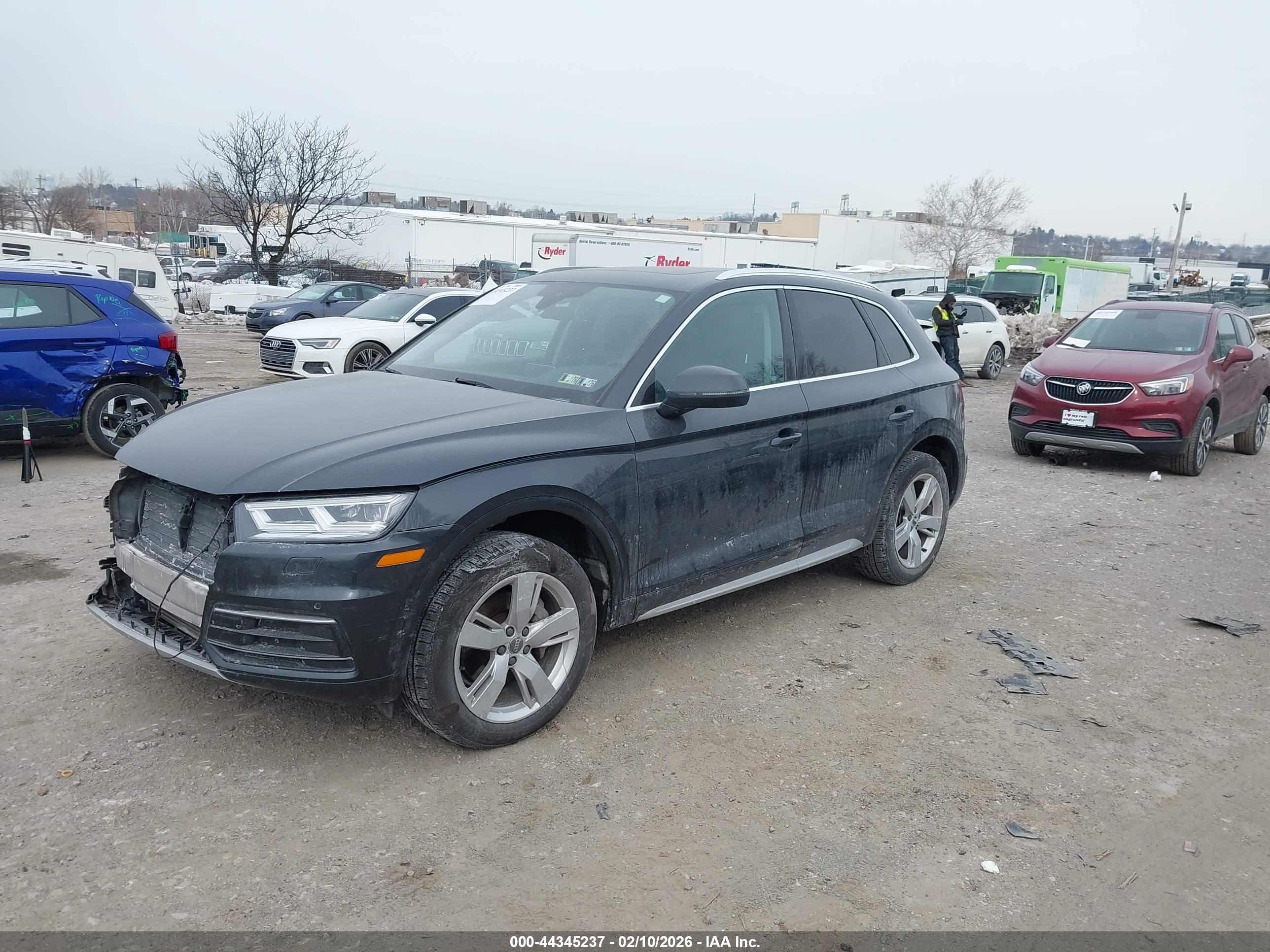 AUDI Q5 image 2