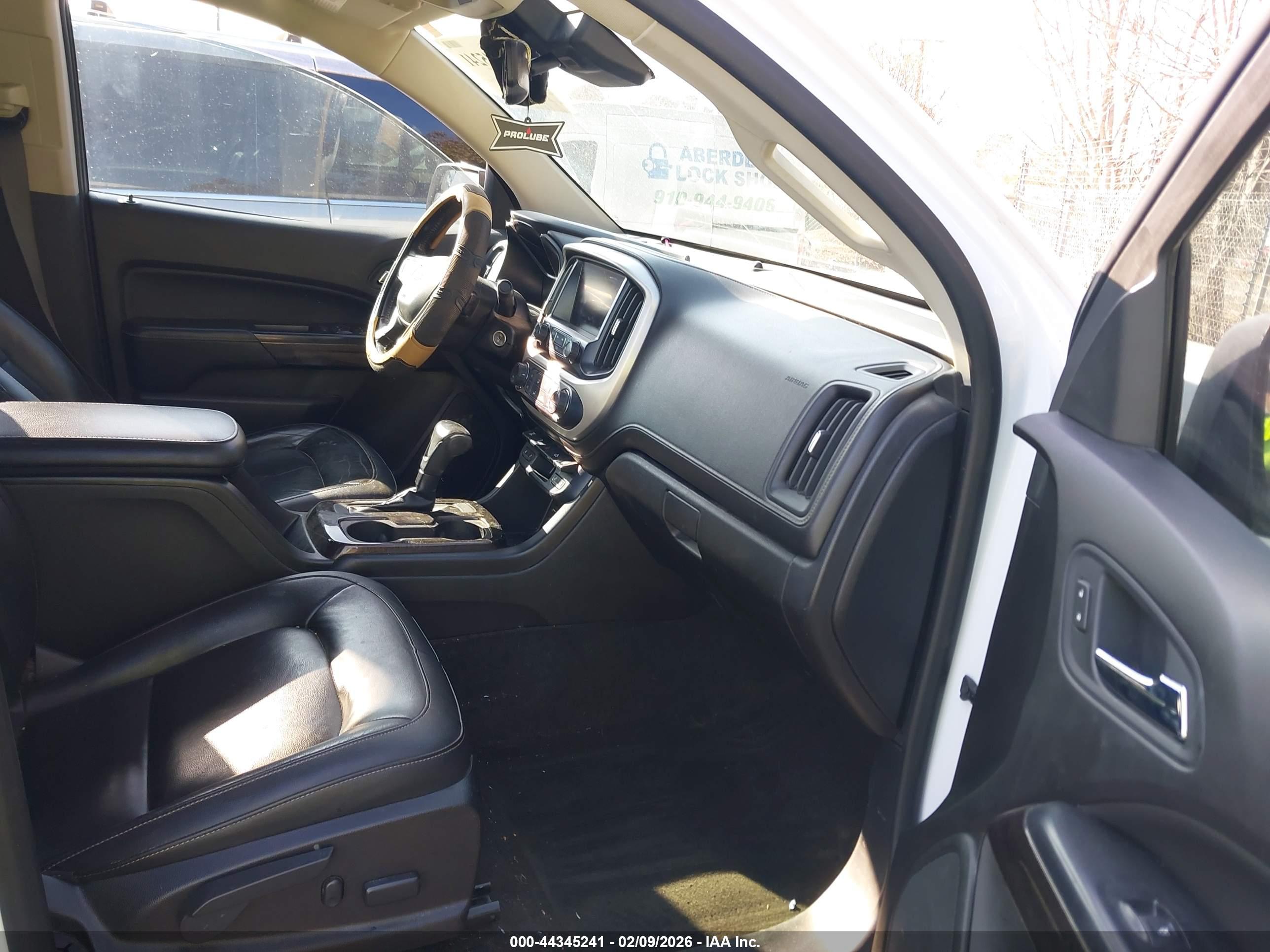 GMC CANYON image 5