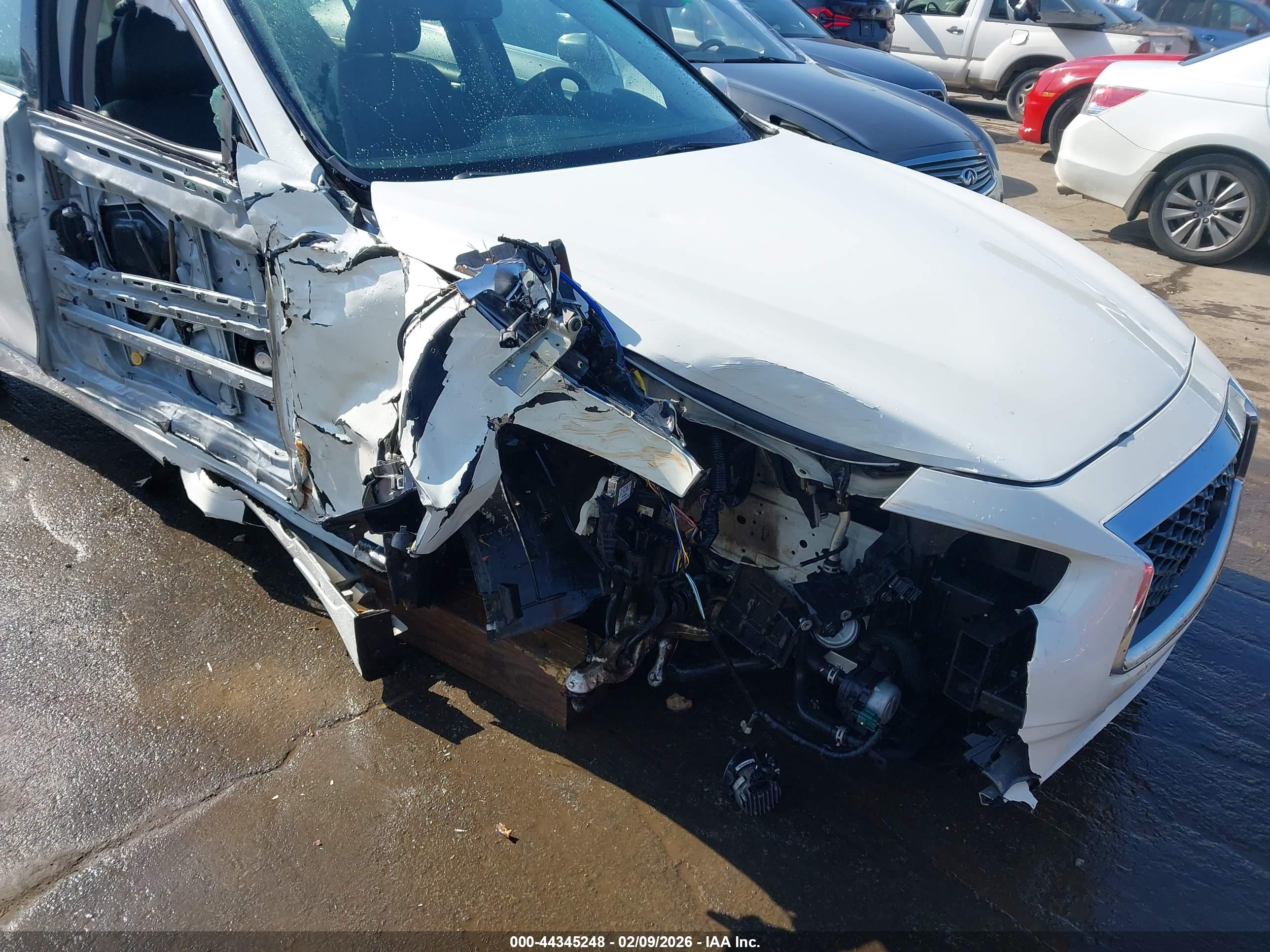 INFINITI Q50 image 6