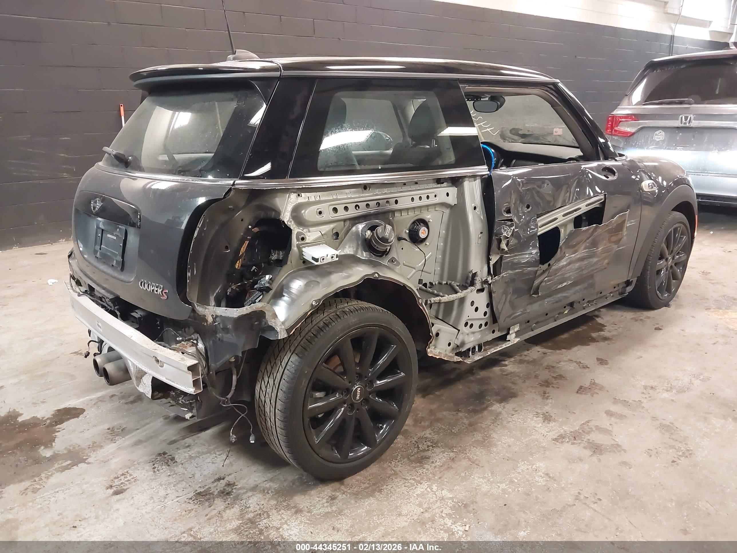 MINI HARDTOP image 6