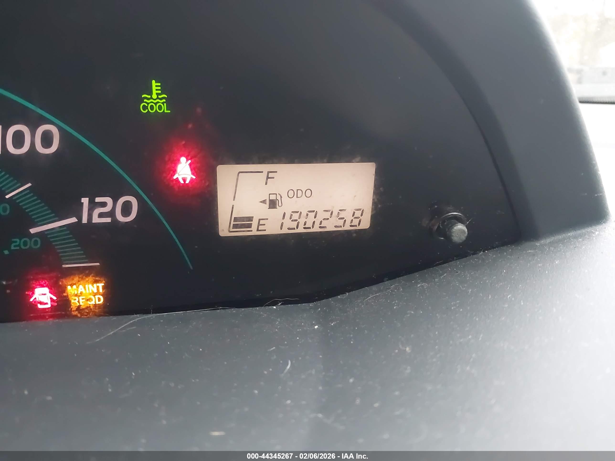TOYOTA YARIS image 7