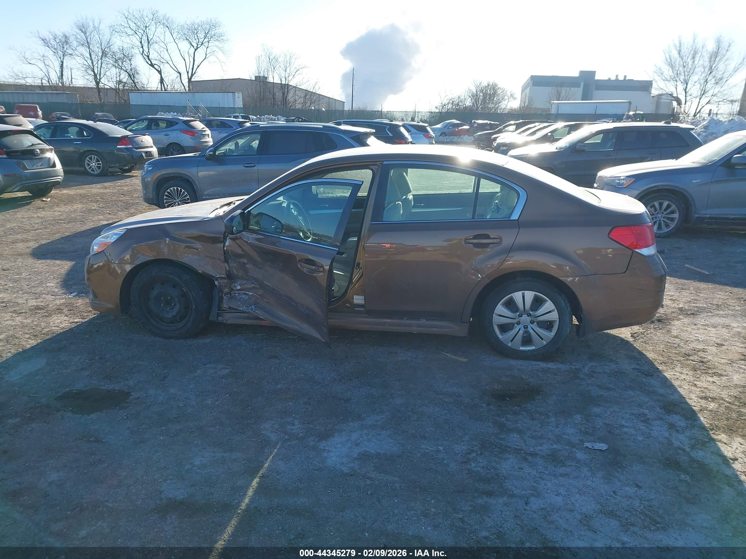 SUBARU LEGACY image 6