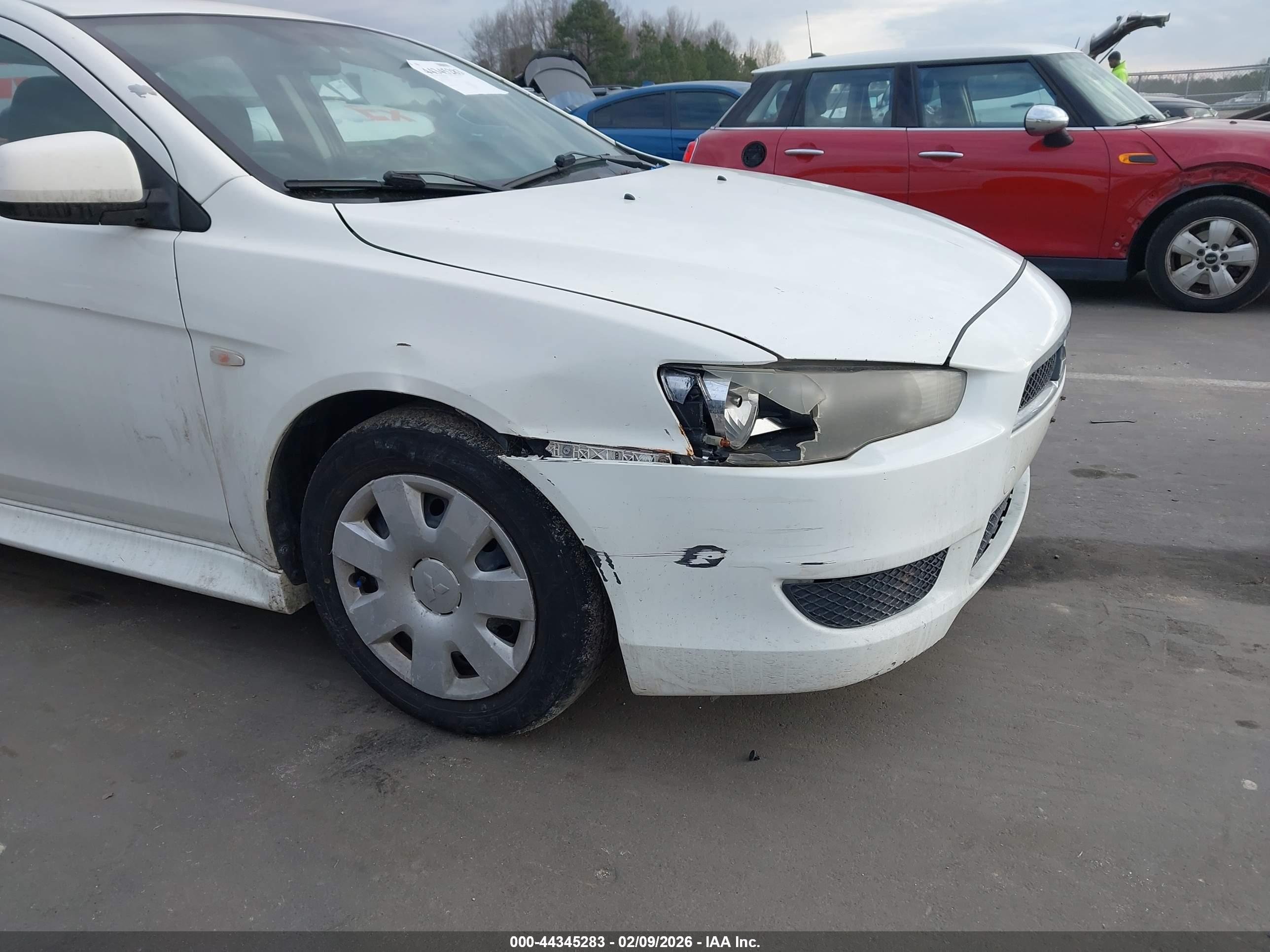 MITSUBISHI LANCER image 6