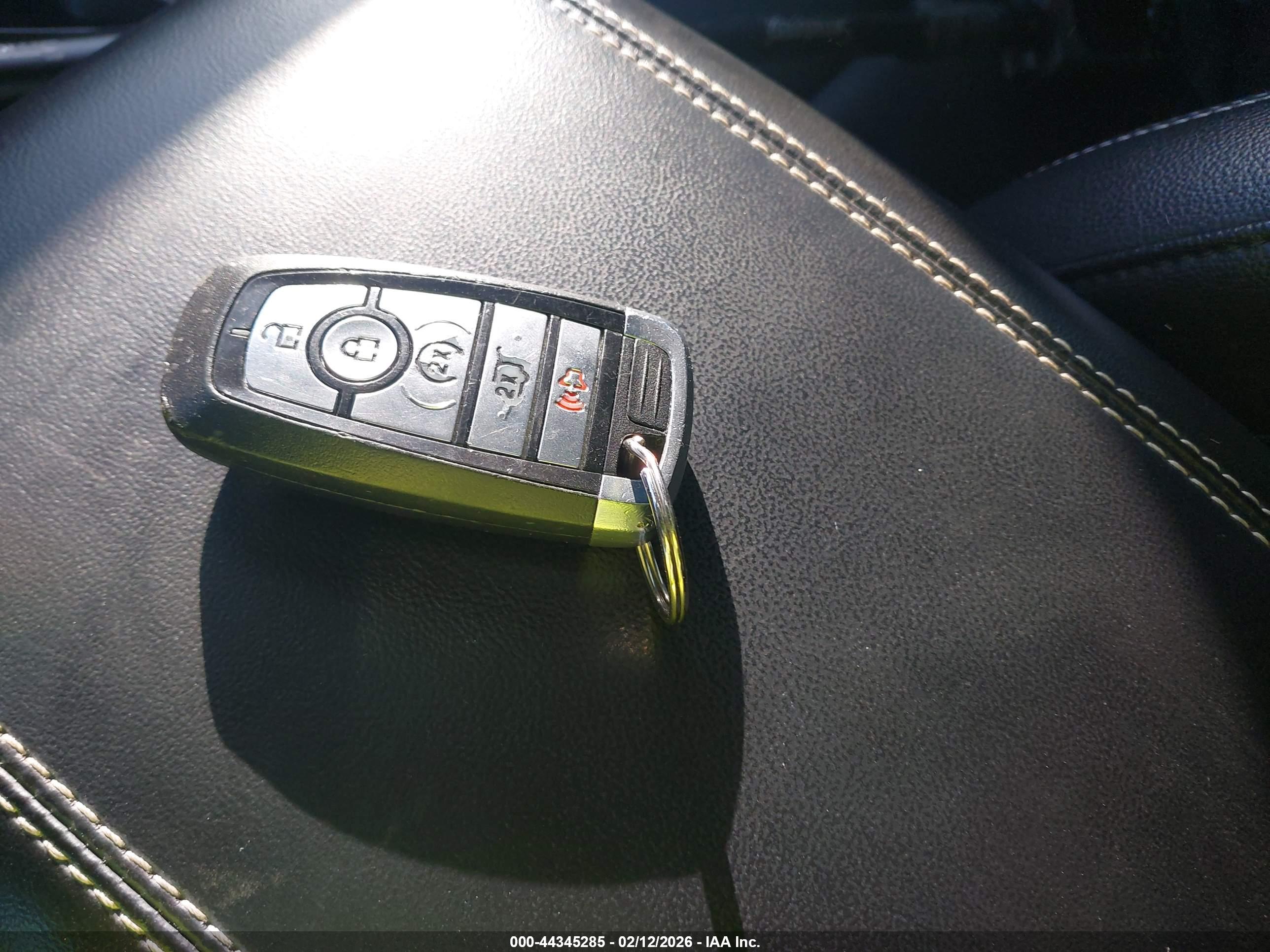 FORD EXPLORER image 11