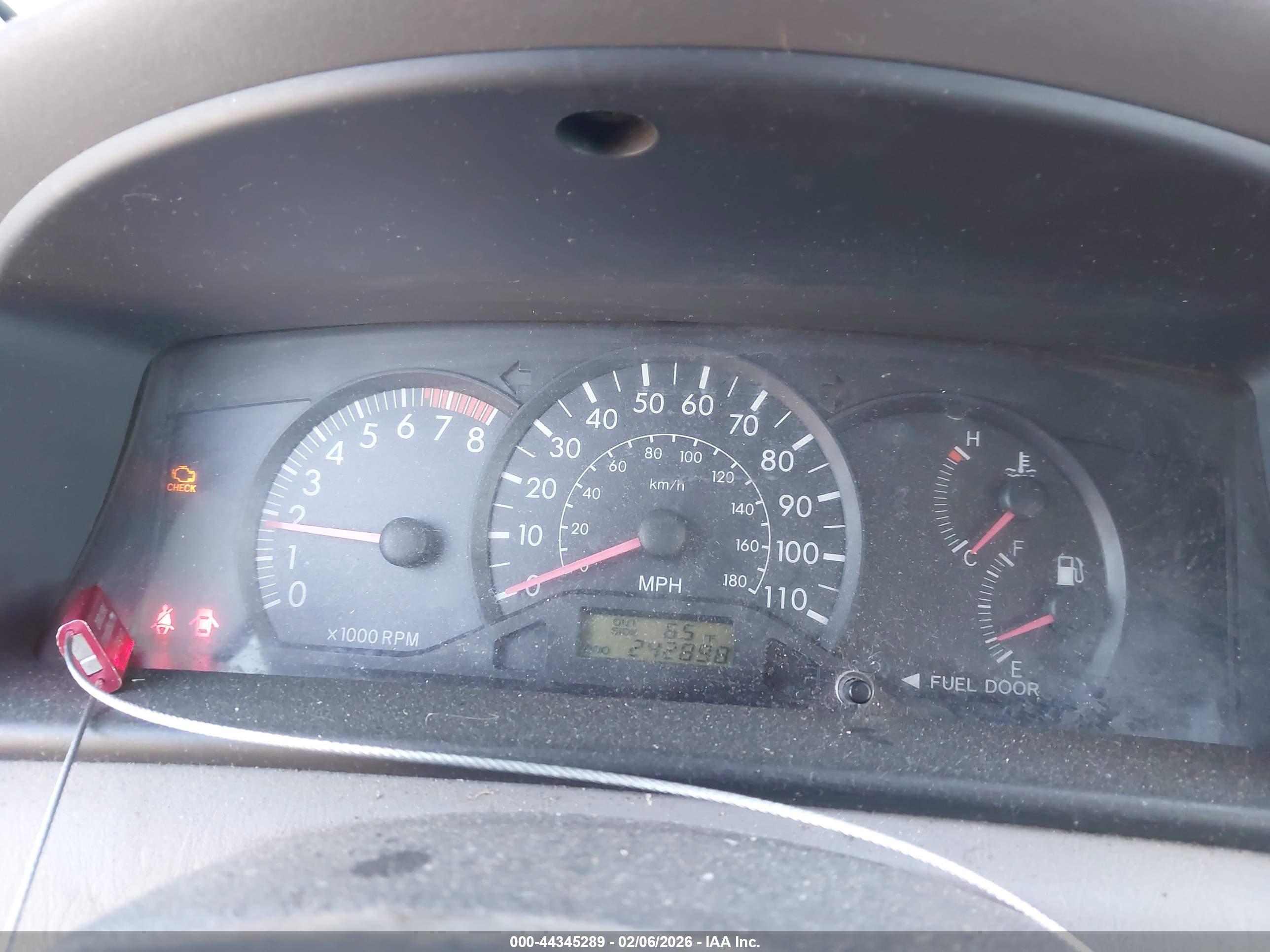 TOYOTA COROLLA image 7