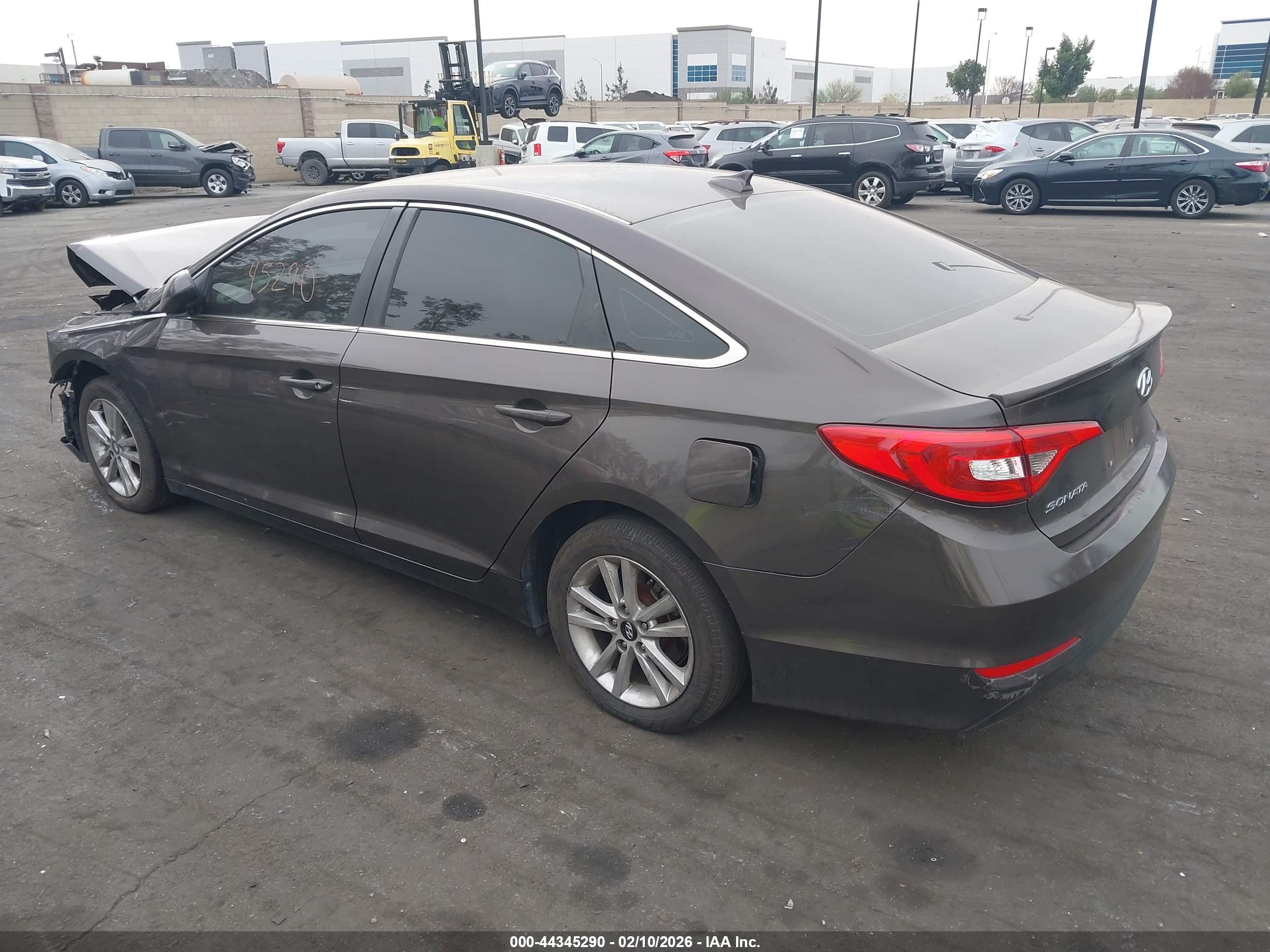 HYUNDAI SONATA image 3