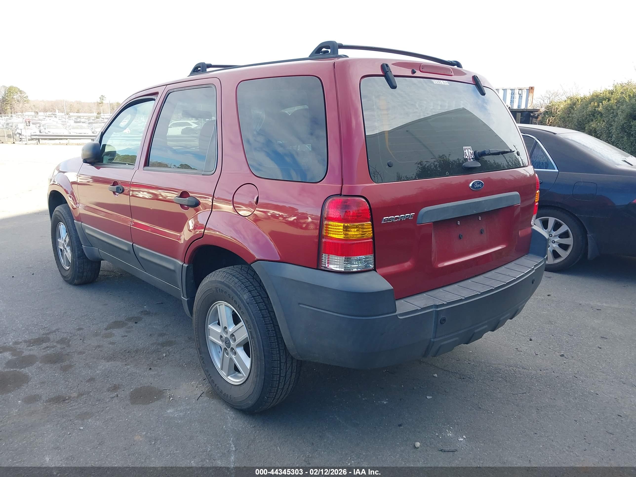 FORD ESCAPE image 3