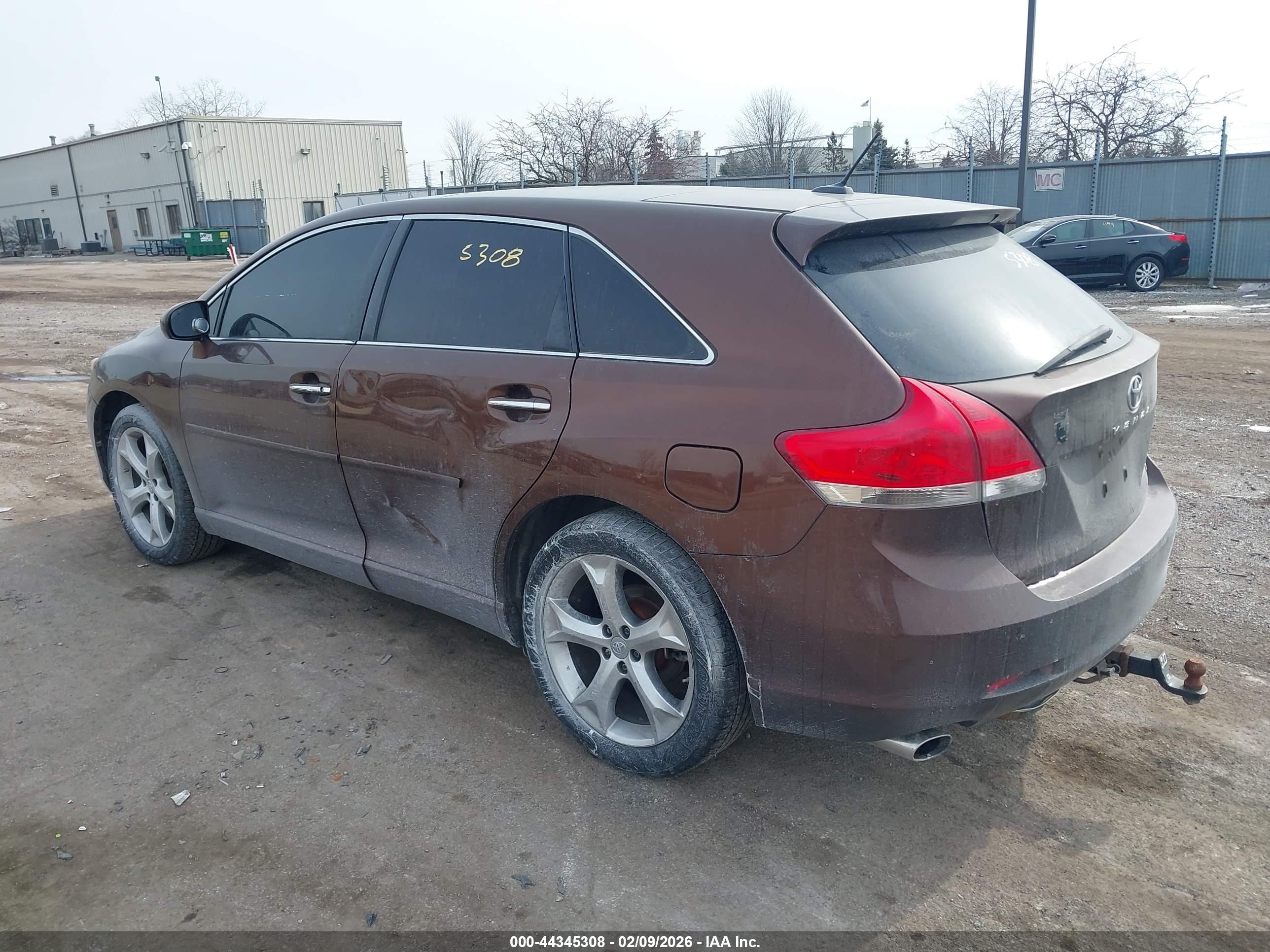 TOYOTA VENZA image 3